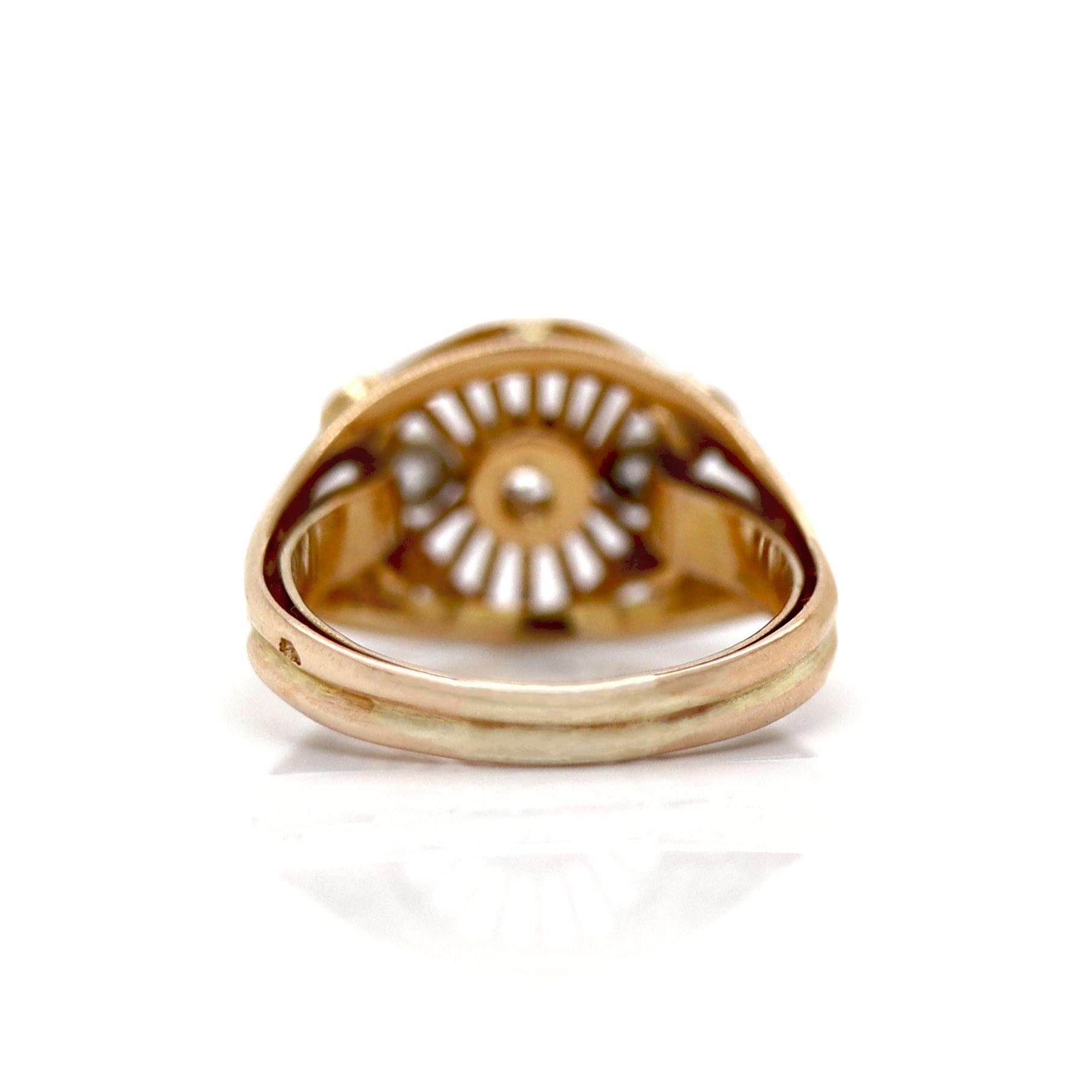 18ct Yellow Gold French Diamond Retro Ring For Sale 3