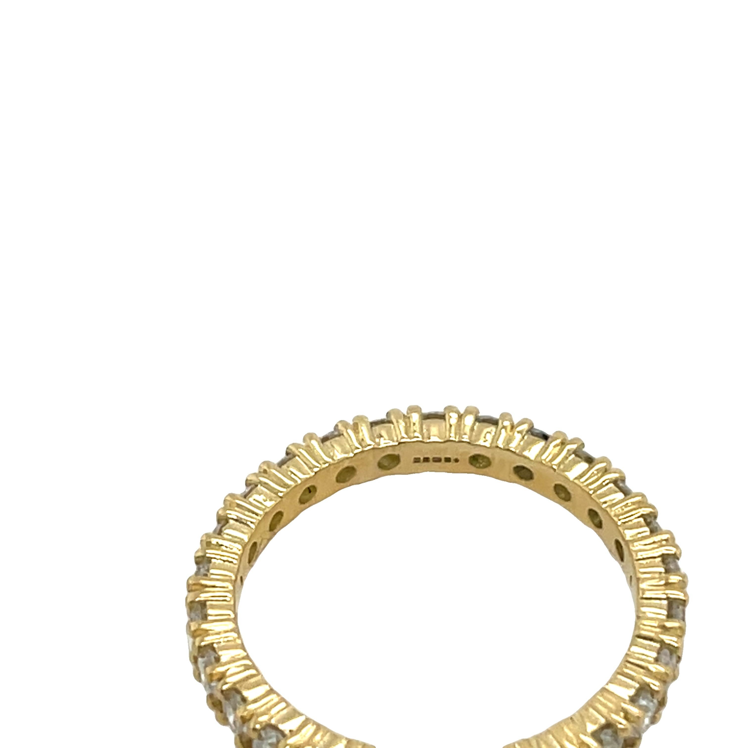 Bague d'éternité complète en or jaune 18 carats sertie de diamants naturels de 0,80 carat Neuf - En vente à London, GB