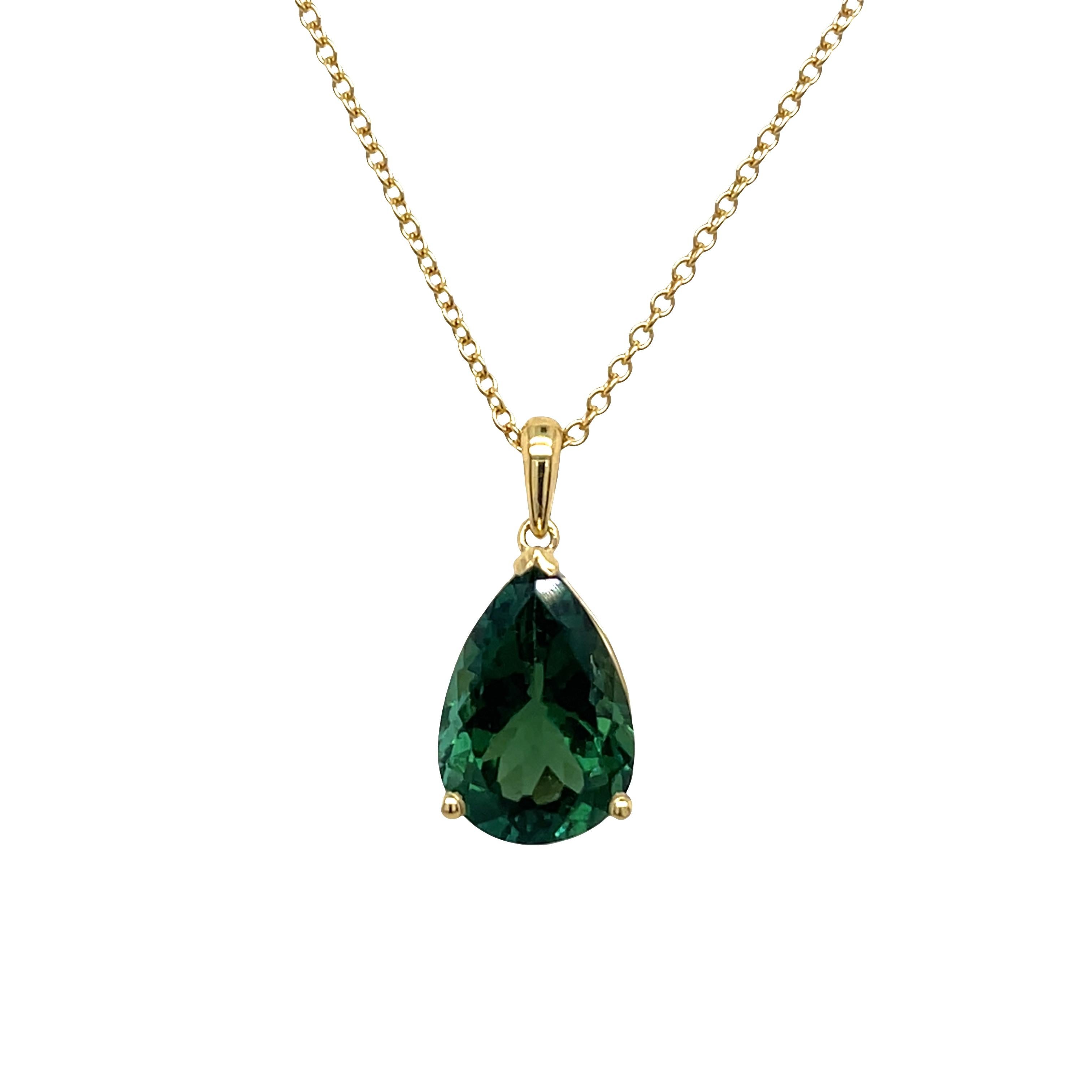 18ct Yellow Gold Green Tourmaline Pendant on 18ct Chain
