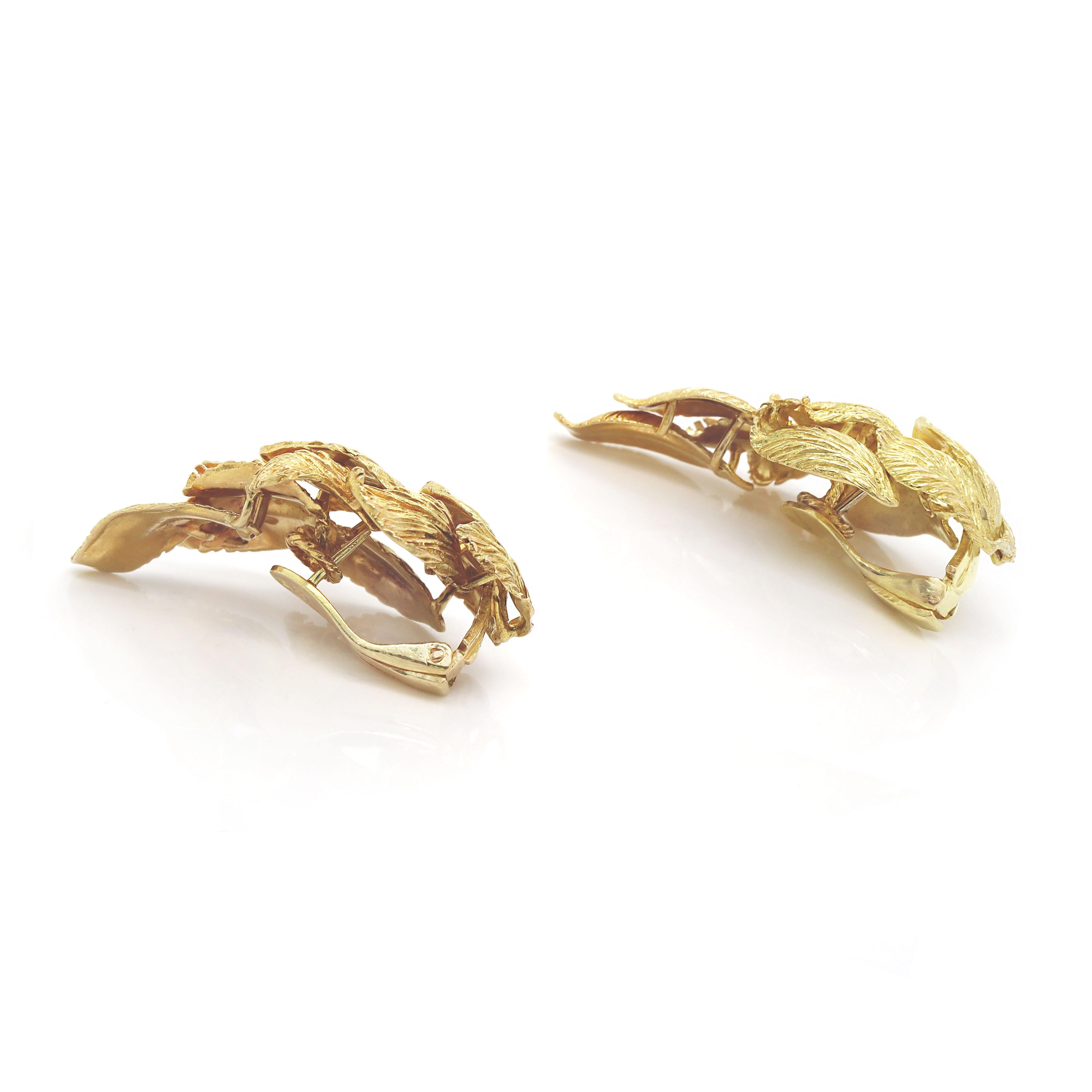 18ct Yellow Gold Ilias Lalaounis Leaf Earrings For Sale 1