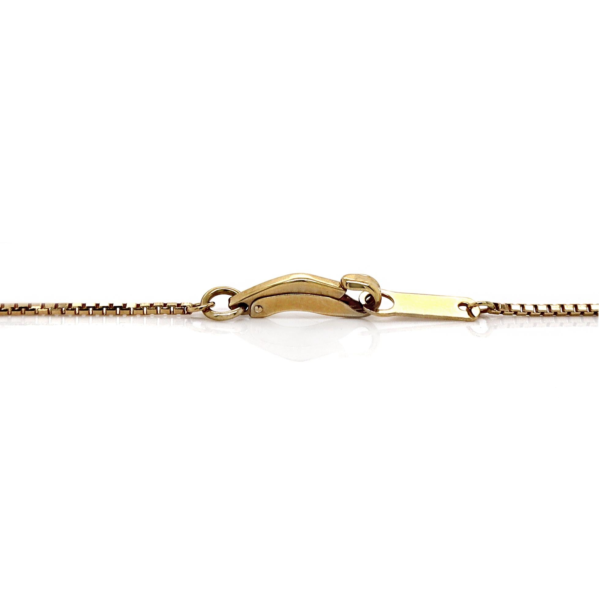 18CT Yellow Gold Insect In Amber And Diamond Pendant With Necklace For Sale 4
