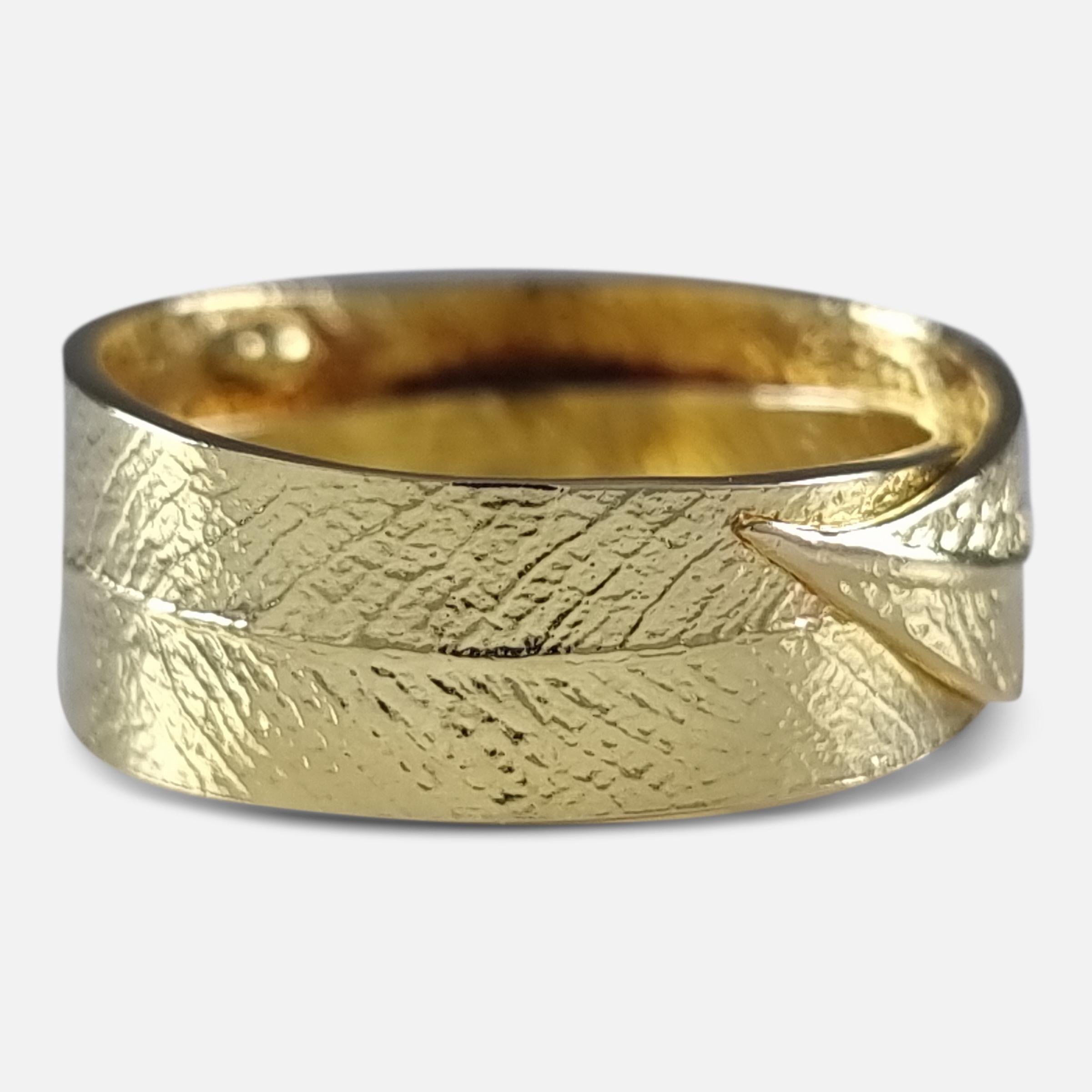 18ct Yellow Gold Leaf Ring by H.Stern For Sale 2