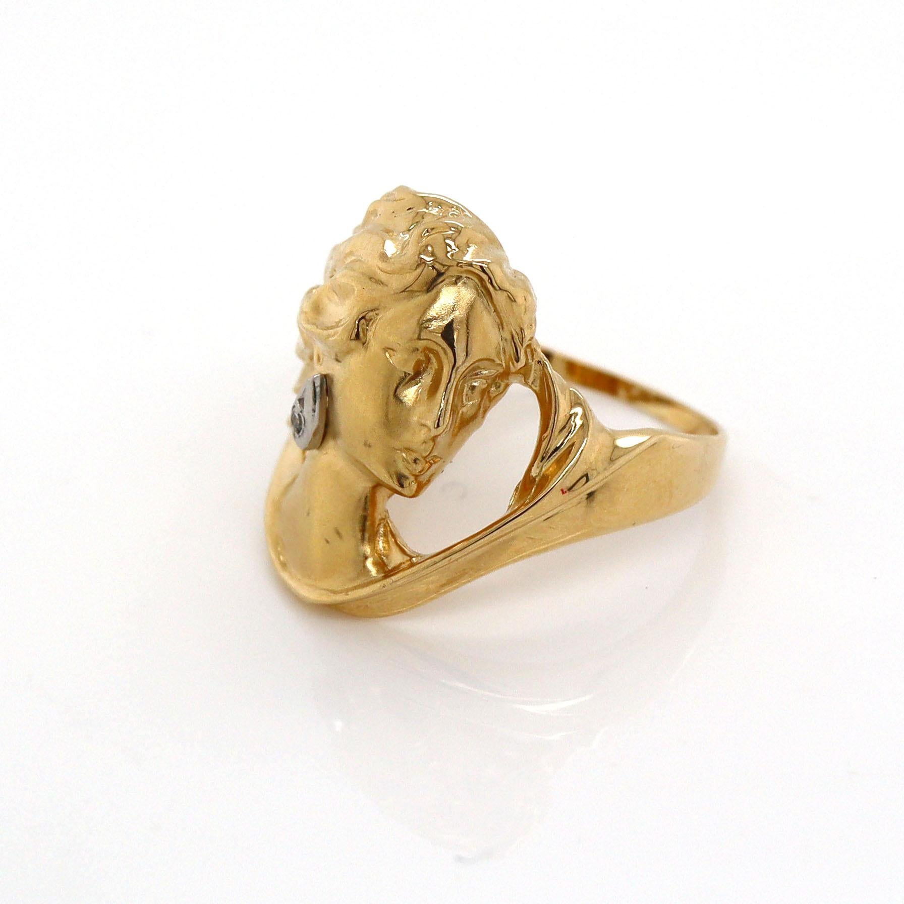 Bague de jeune fille en or jaune 18CT avec diamant Neuf - En vente à Sydney, NSW