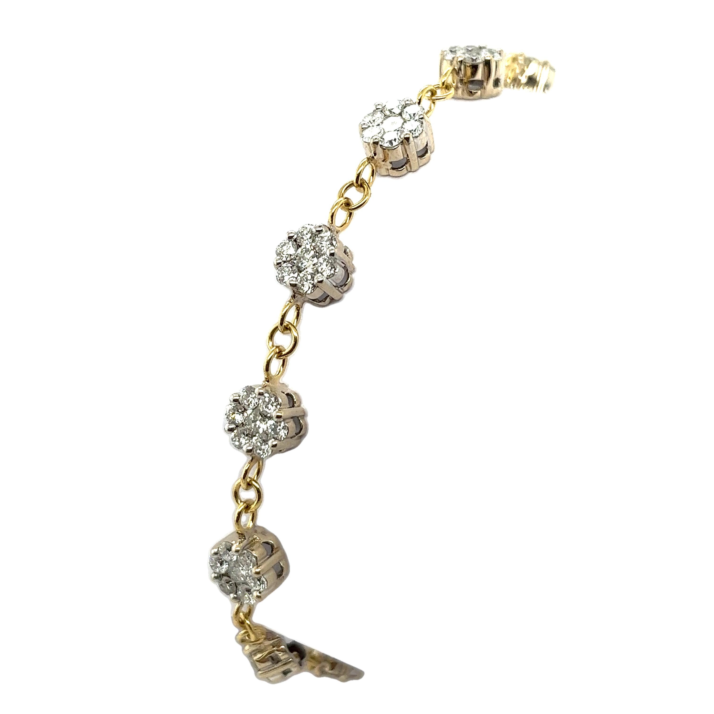 18 Karat Gelbgold Natürliches Diamant-Cluster-Armband mit 2,80 Karat runden Diamanten im Zustand „Neu“ in London, GB