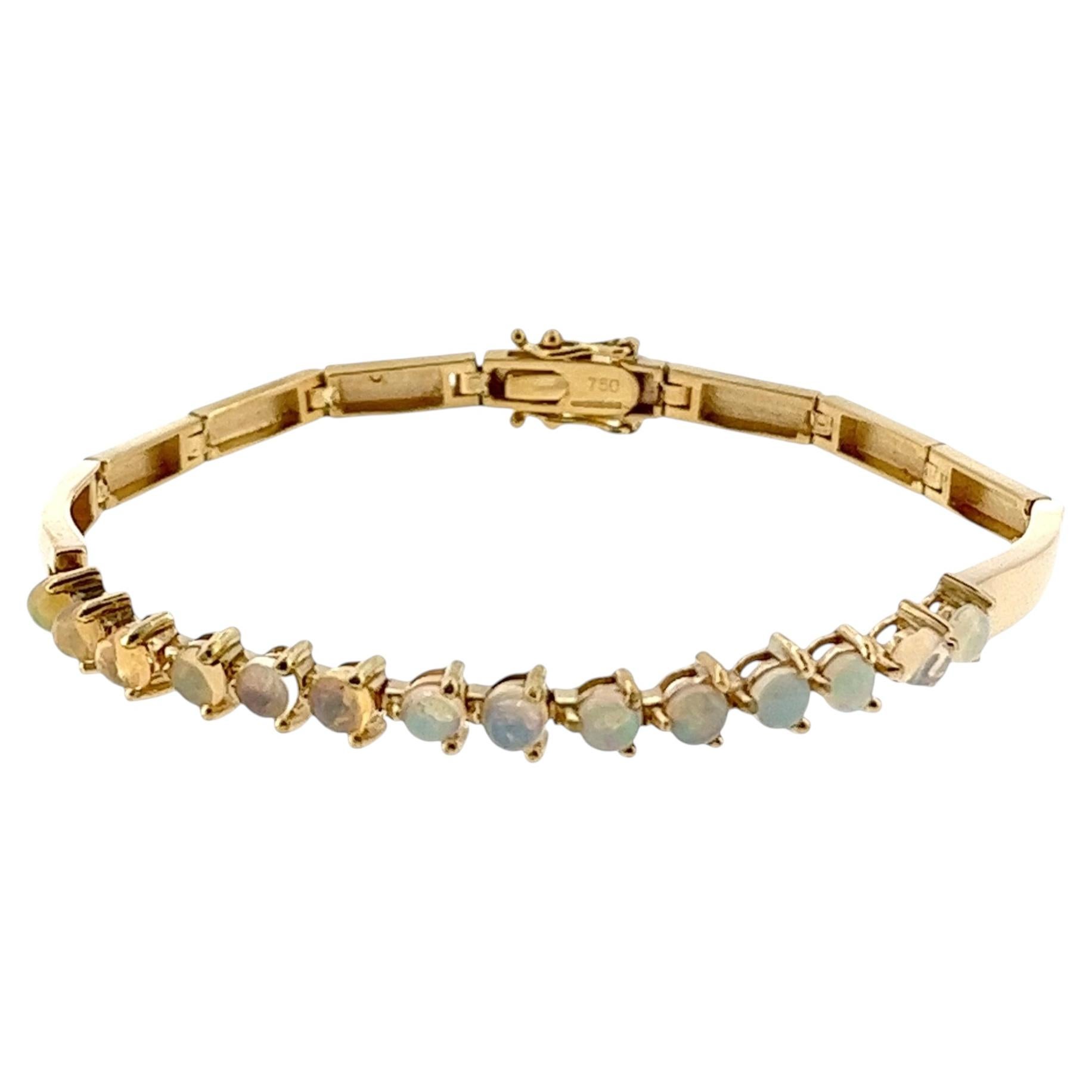 18ct Yellow Gold Natural Opal Bracelet, Set With 14 Opals, 2.10ct