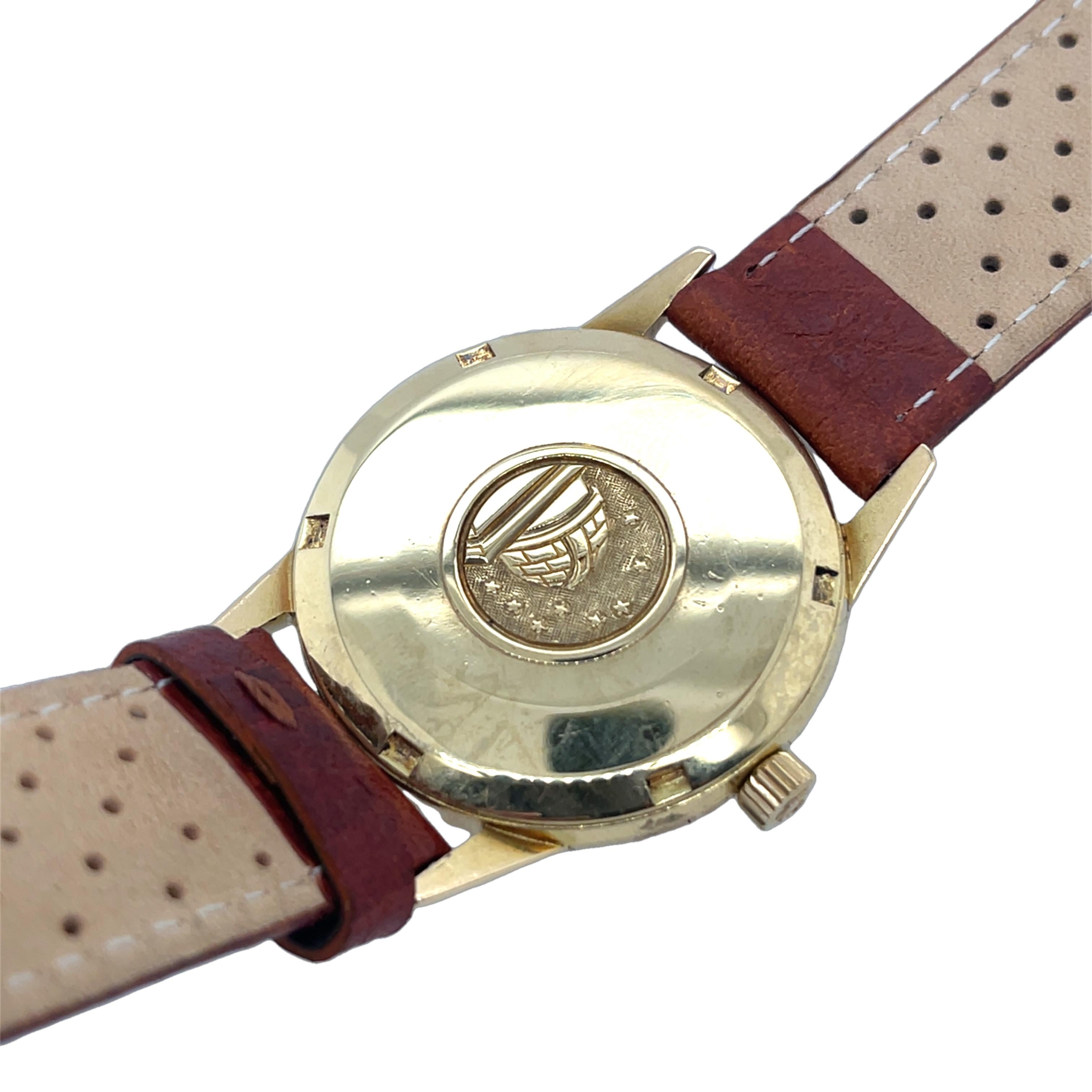 18ct Yellow Gold Omega Constellation Automatic Chronometer Watch For Sale 4