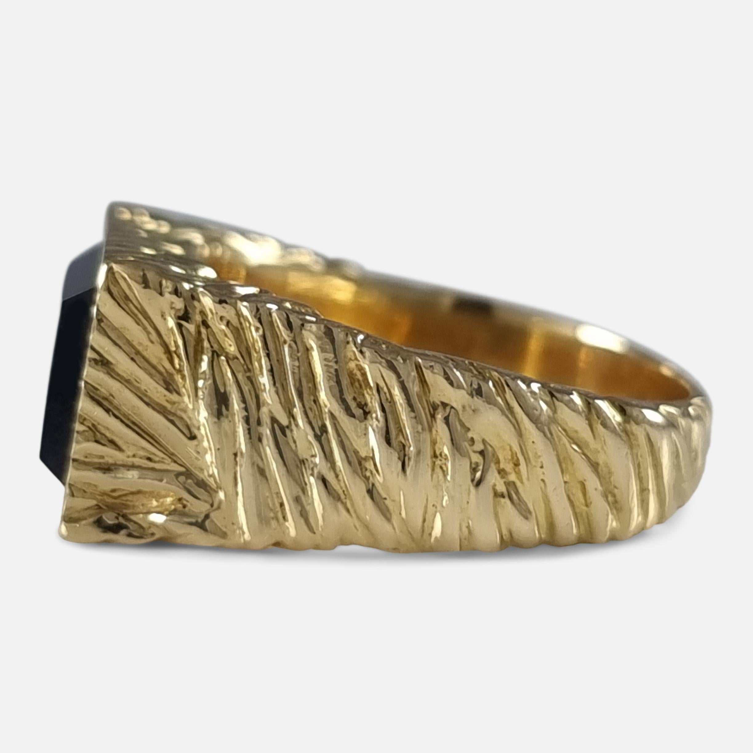 18ct Yellow Gold Onyx Signet Ring, Kutchinsky, 1971 For Sale 4