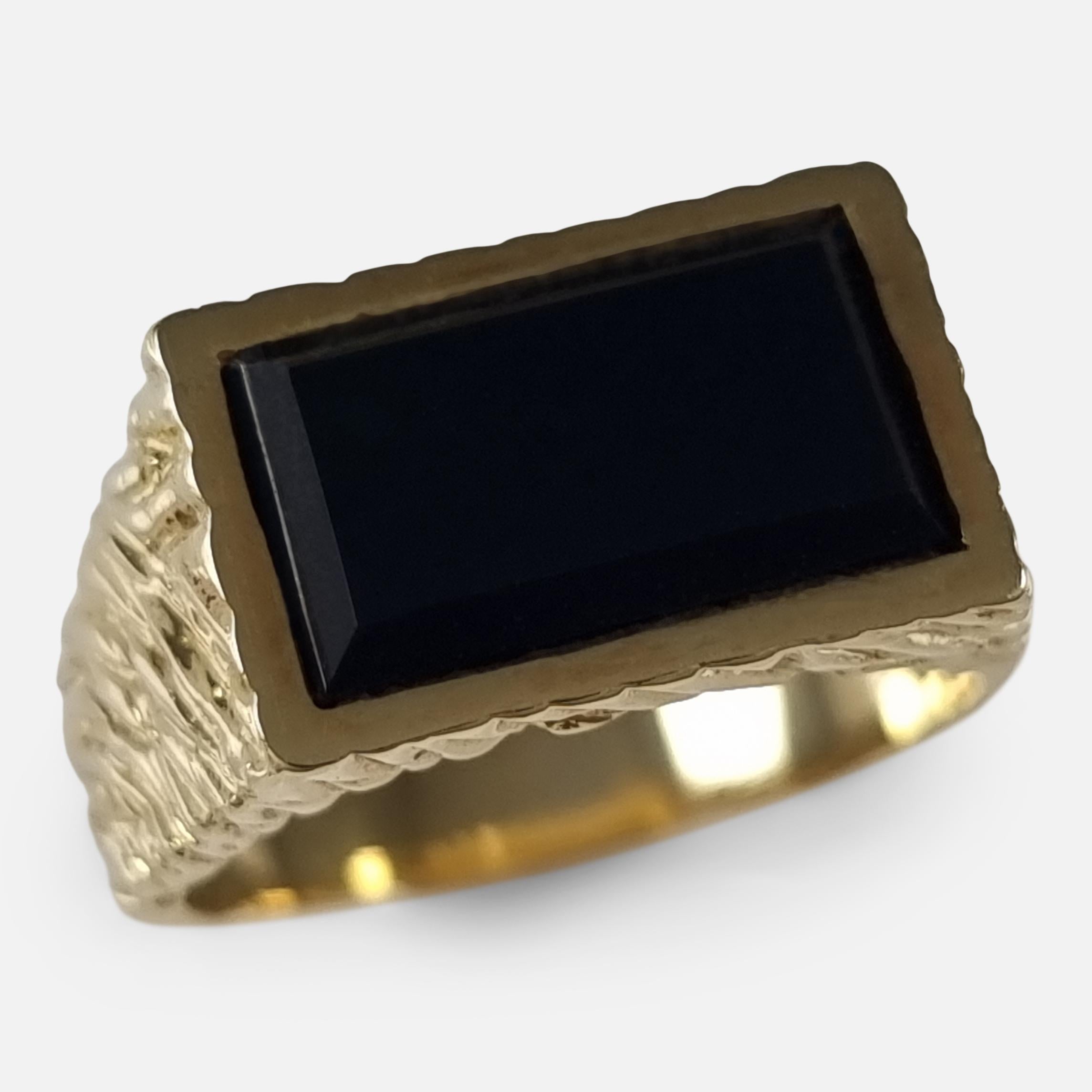 18ct Yellow Gold Onyx Signet Ring, Kutchinsky, 1971 For Sale 11
