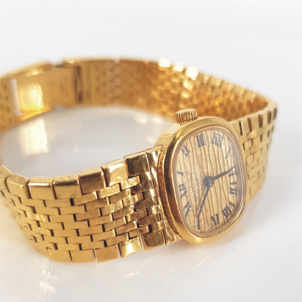 Classical Roman 18ct Yellow Gold Patek Philippe Ref 3371 For Sale