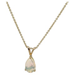 18ct Yellow Gold Pear Shape Opal Pendant on 16"/18" Chain