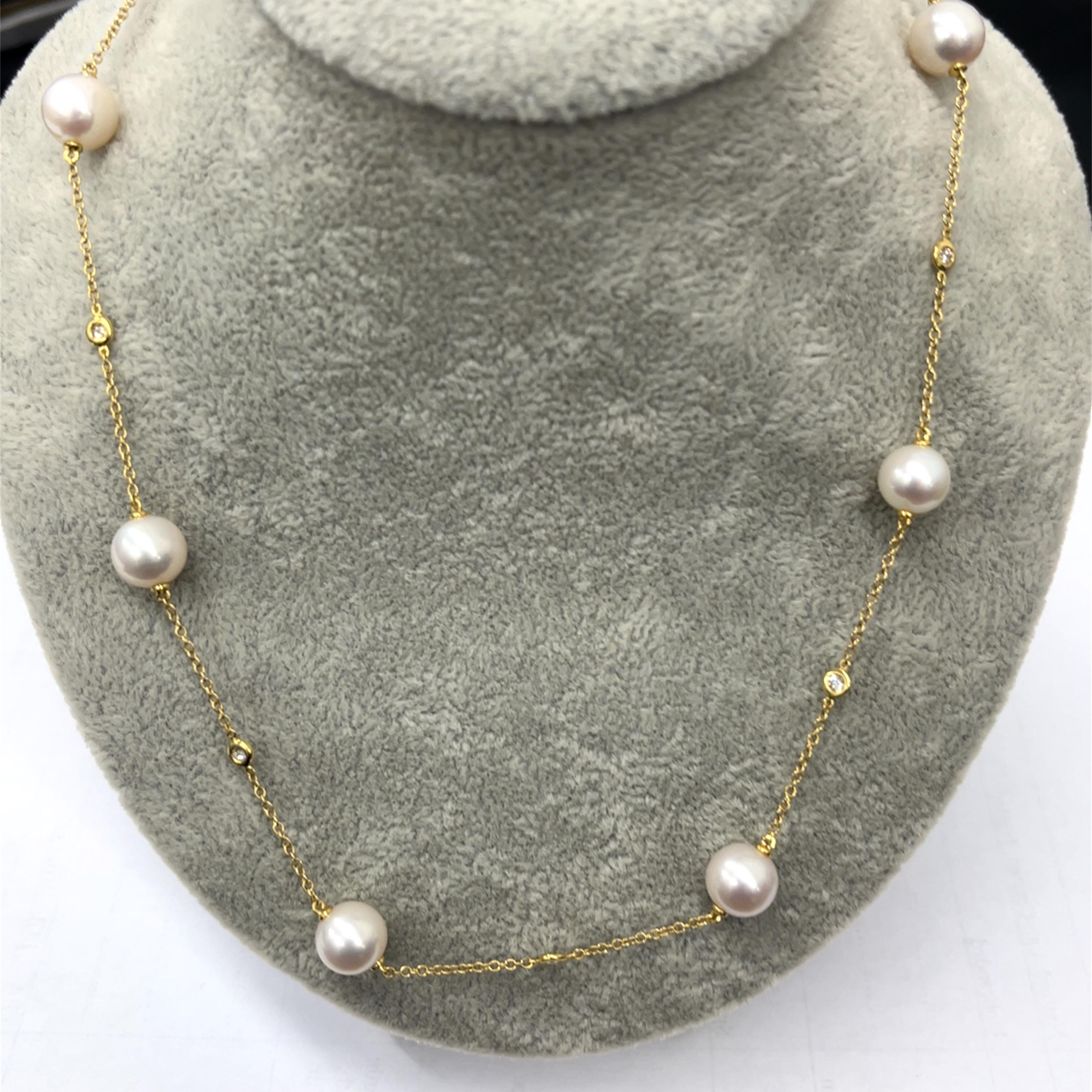 Women's or Men's 18ct Yellow Gold Pearl & Diamond Necklace For Sale