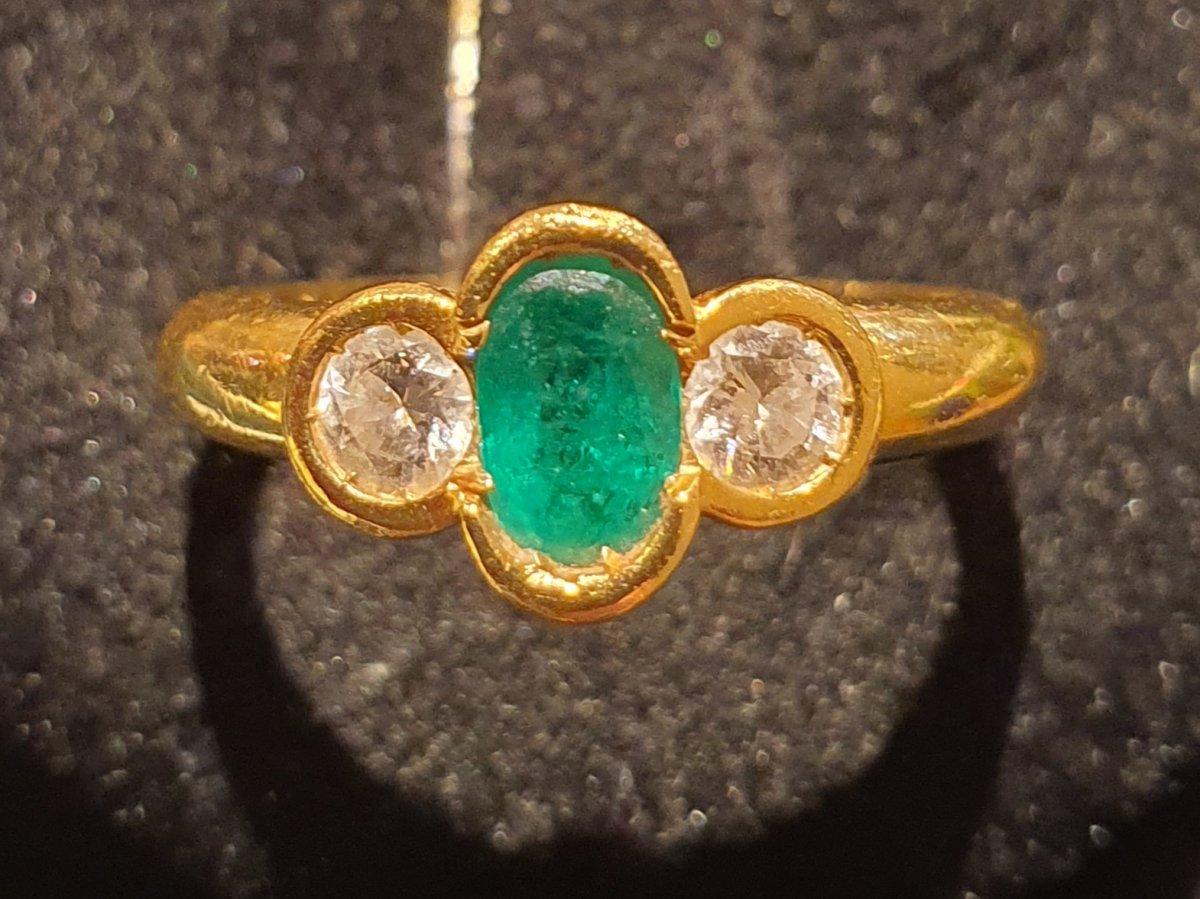 Artisan 18ct Yellow Gold Ring Set With Emerald Surrounded By 2 Diamonds For Sale