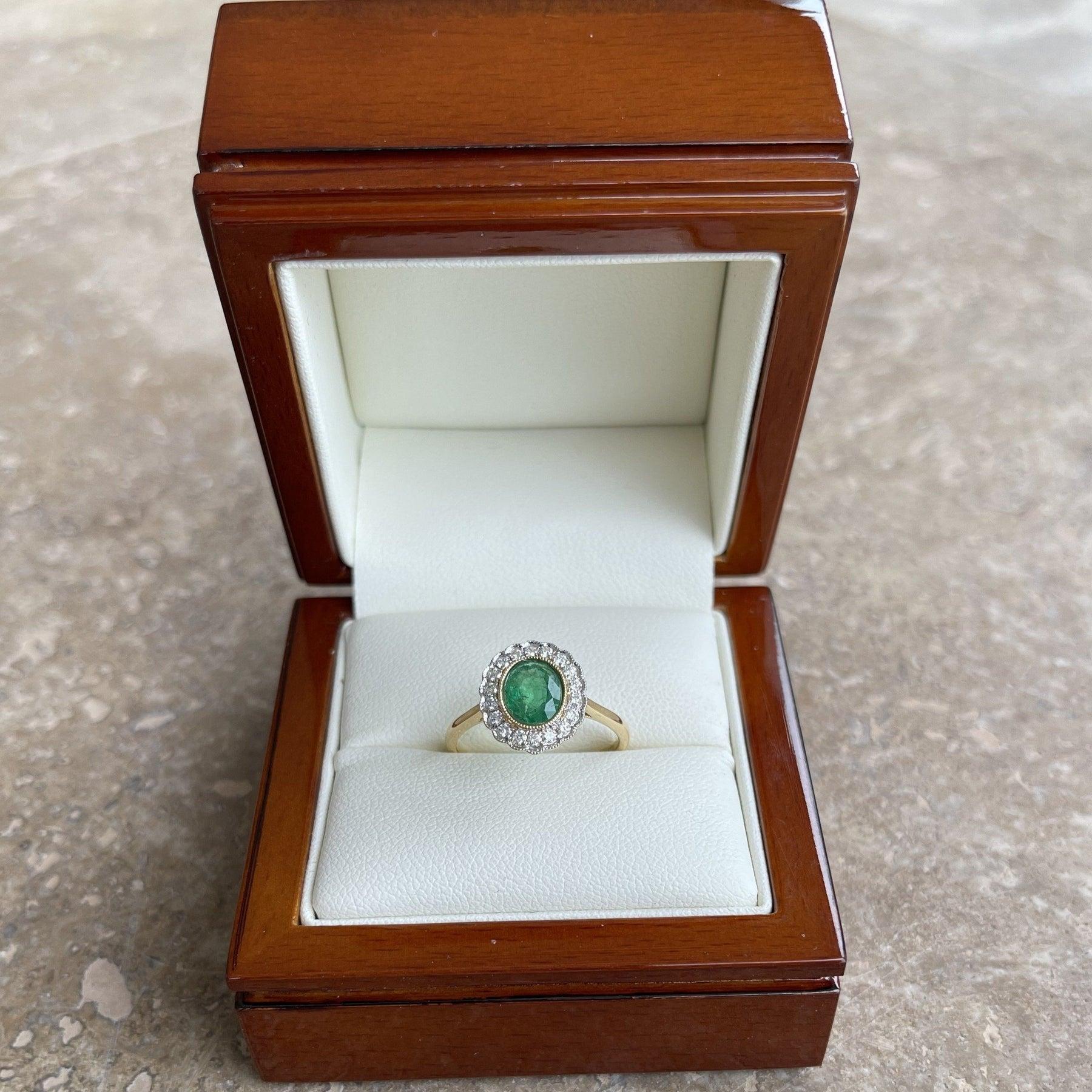 For Sale:  18ct Yellow Gold Ring with 1.10ct Emerald and Diamond 7