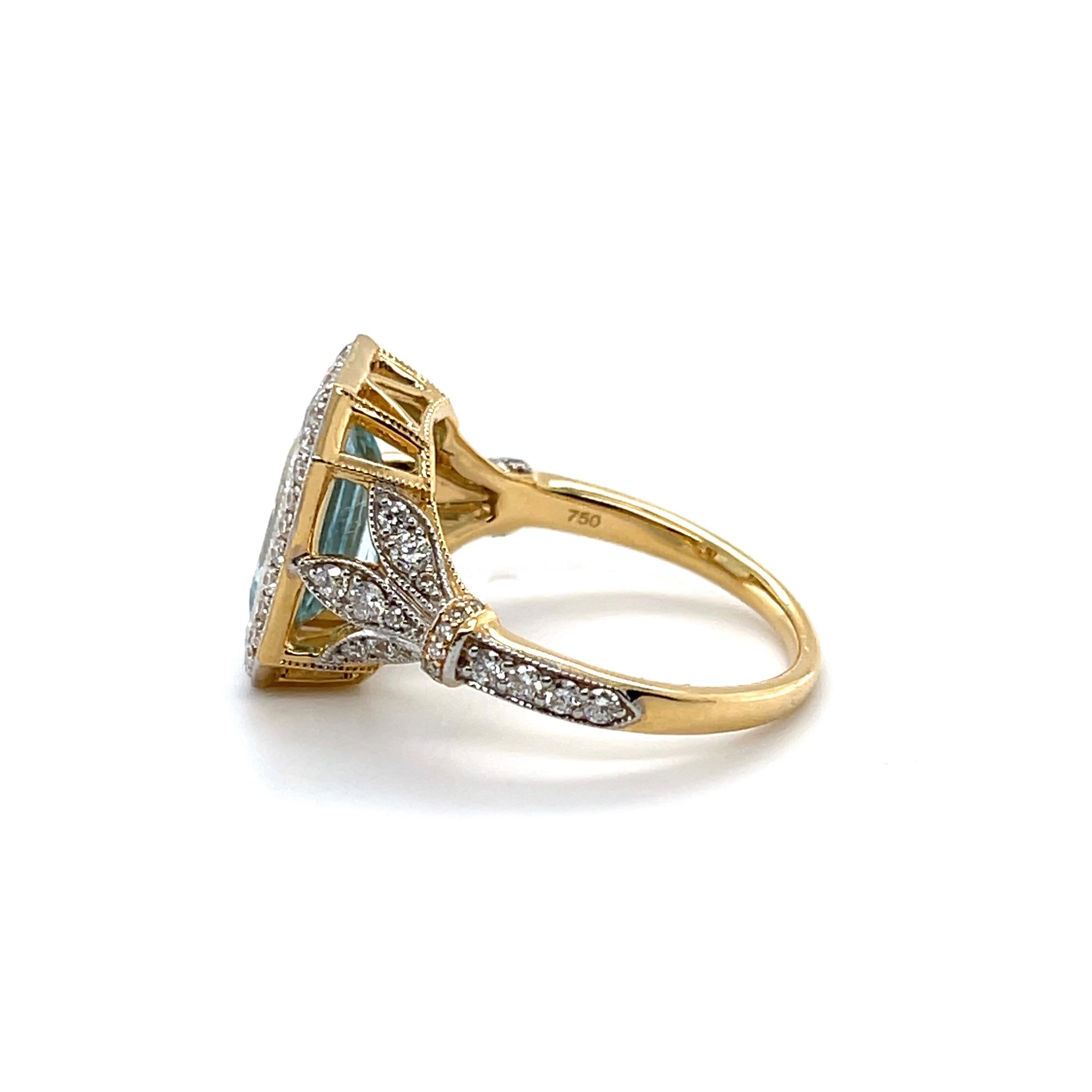 For Sale:  18ct Yellow Gold Ring with 3.45ct Aquamarine and Diamond 2