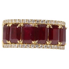 Anello con rubino e diamante in oro giallo 18 ct