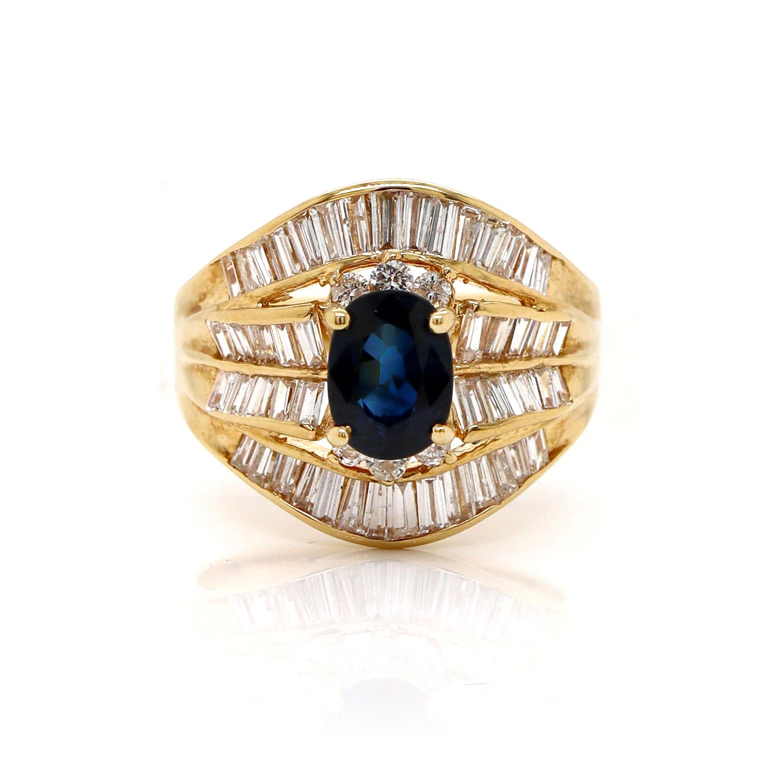 Bague en or jaune 18 carats, saphir et diamants en vente 2