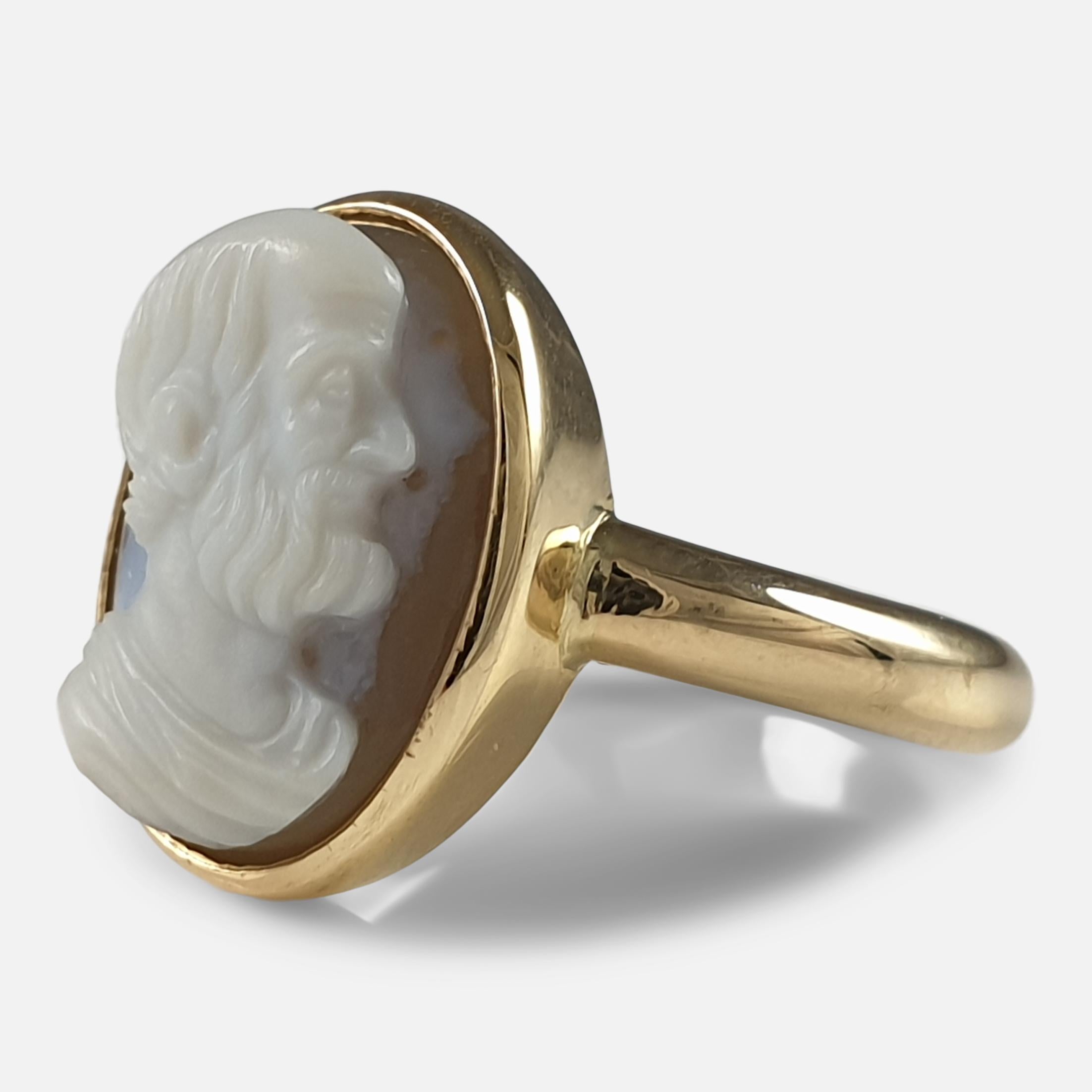 Women's 18ct Yellow Gold Sardonyx Cameo Ring For Sale