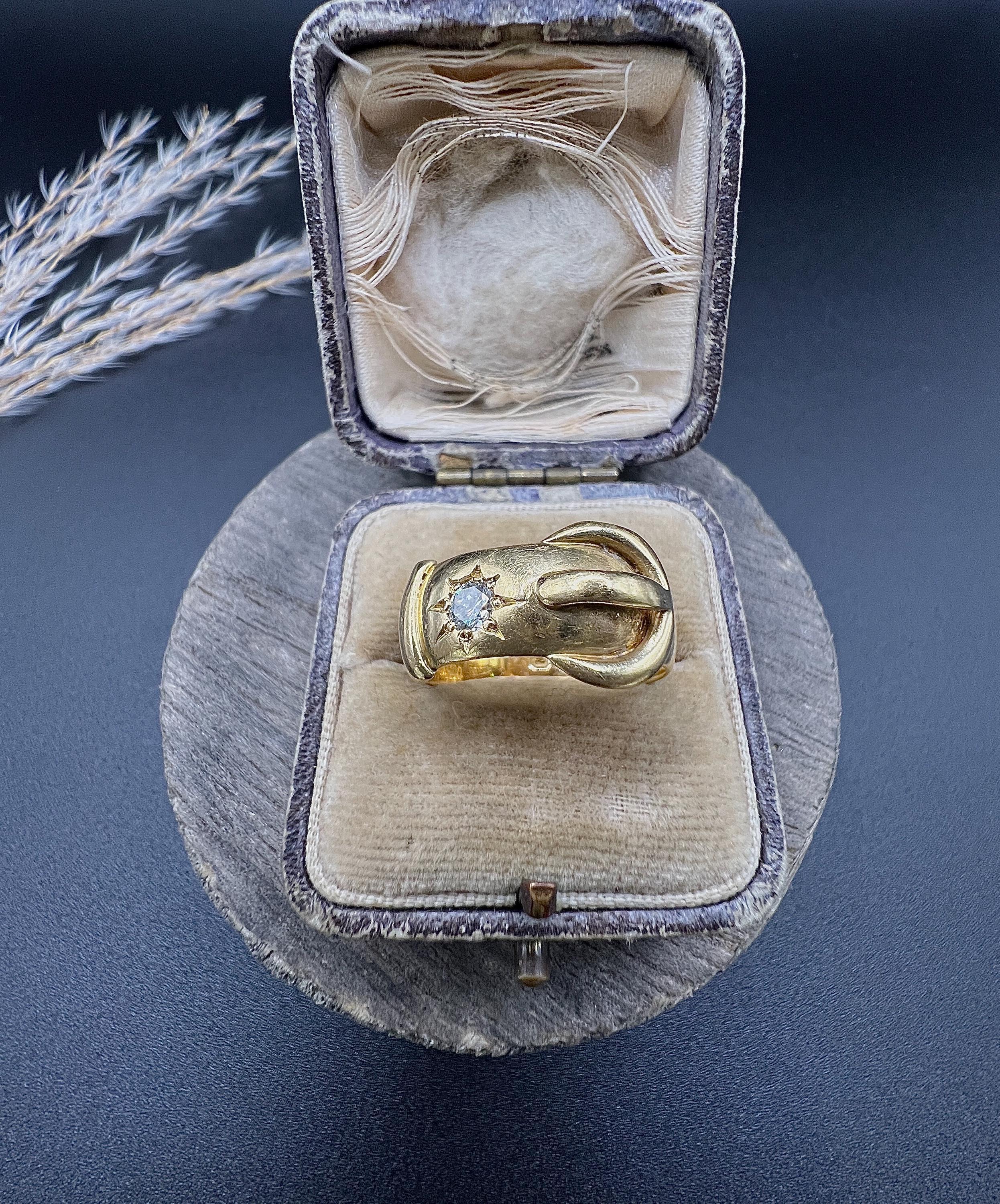 Boucle de ceinture en or jaune 18 carats, sertie de diamants en étoile, poinçonnée Chester 1917 en vente 4