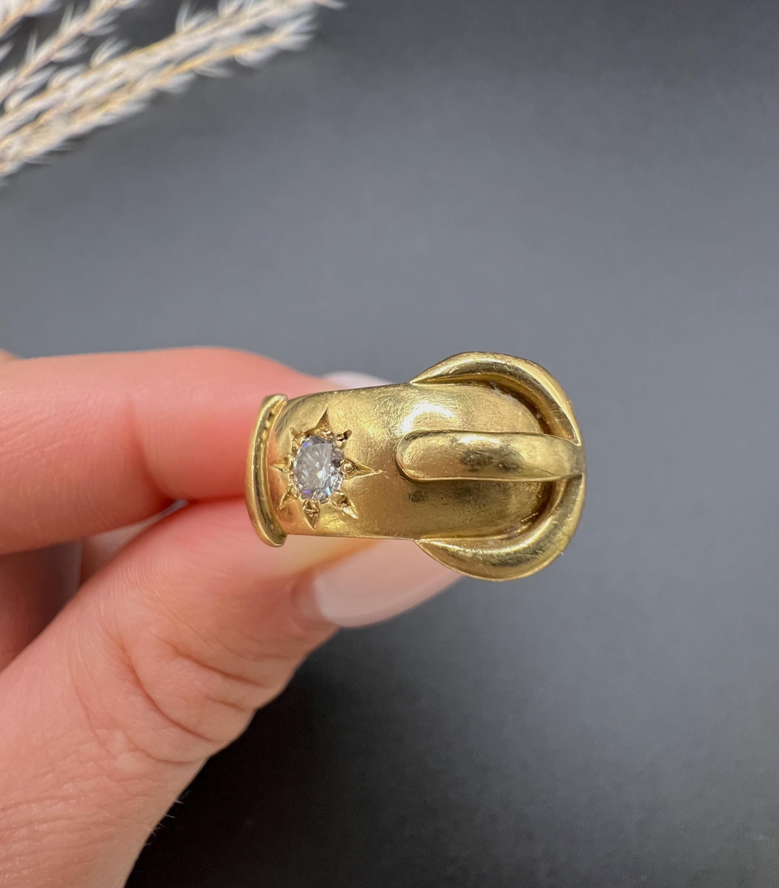 Boucle de ceinture en or jaune 18 carats, sertie de diamants en étoile, poinçonnée Chester 1917 en vente 5