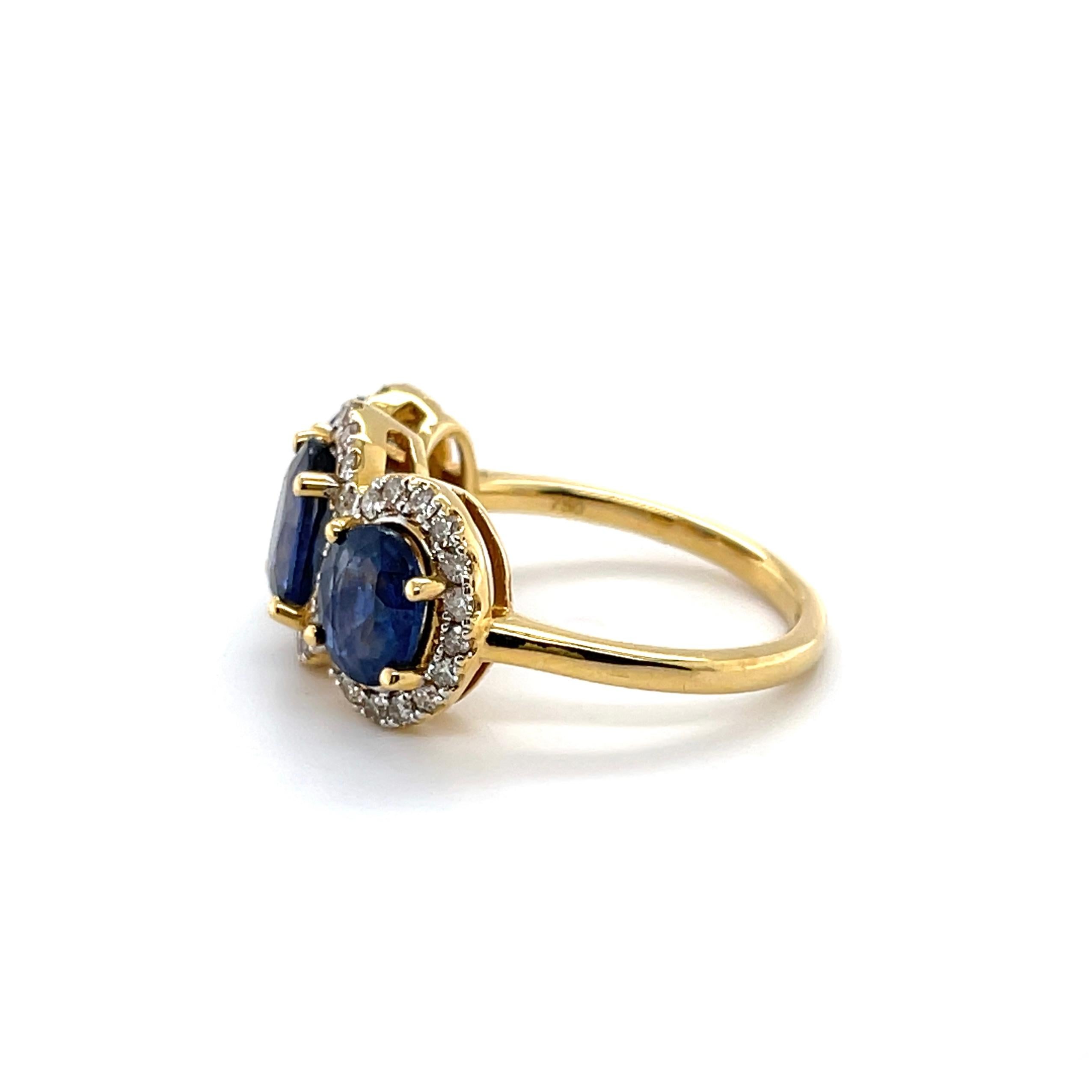 For Sale:  18ct Yellow Gold Trilogy Sapphire and Diamond Ring 3