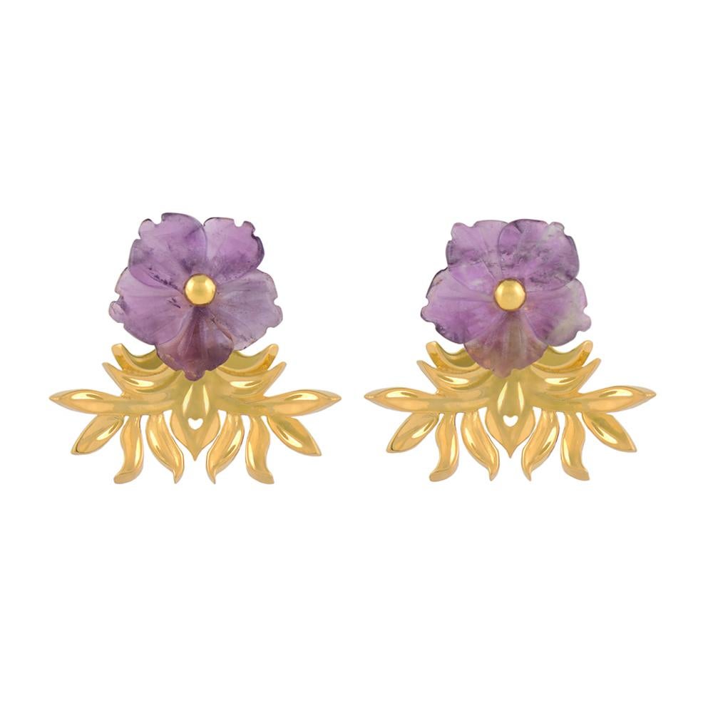 18 Carat Yellow Gold Vermeil and Hand Carved Mother of Pearl Flower Earrings For Sale 3