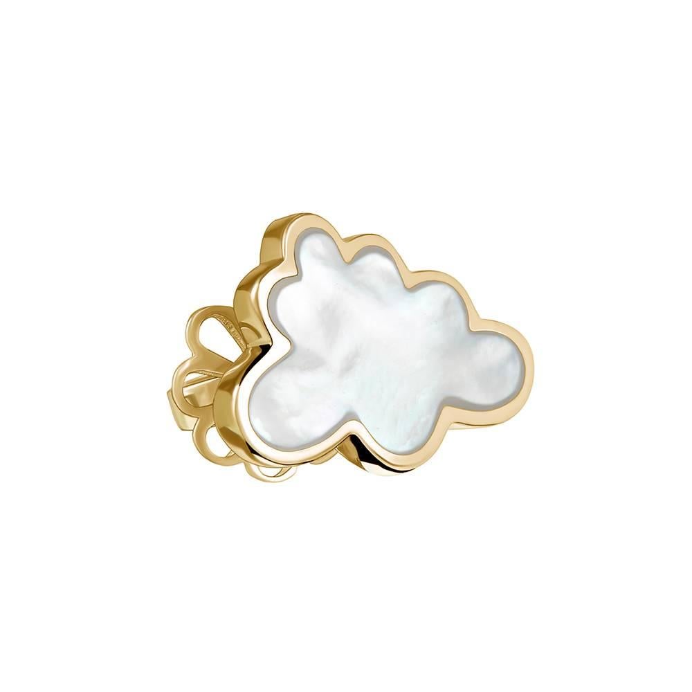 18ct yellow gold vermeil and mother-of-pearl earrings
Hallmarked

The Thundercloud Earrings take their name from the grey, mother-of-pearl inlay which gives this design the appearance of a shimmering cloud in a storm. Simple yet statement, these