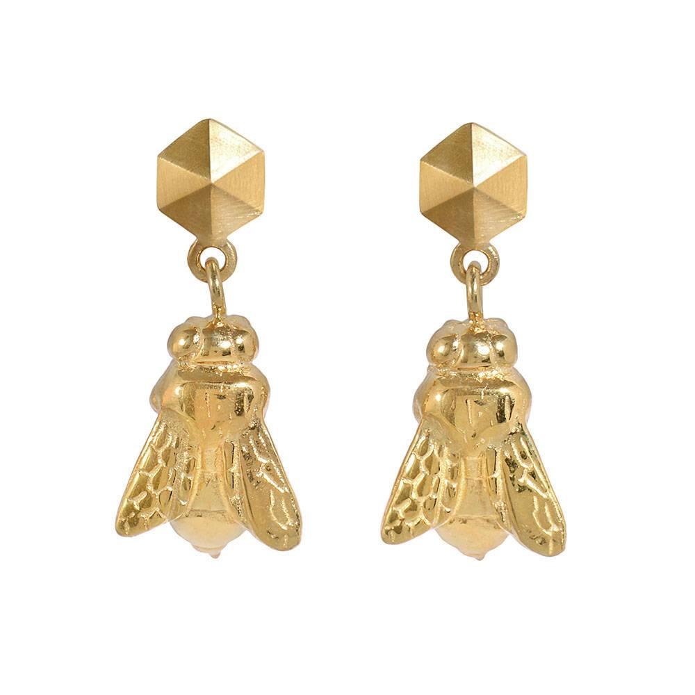 18ct yellow gold vermeil earrings
Hallmarked

Under normal circumstances one might not covet a bee on each ear; luckily these ones are both beautiful and inanimate and unlikely to sting! Crafted in sterling silver and 18ct gold vermeil, these