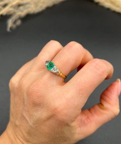 18ct Yellow Gold, Victorian 3 Stone Emerald and Diamond Carved Trilogy Ring