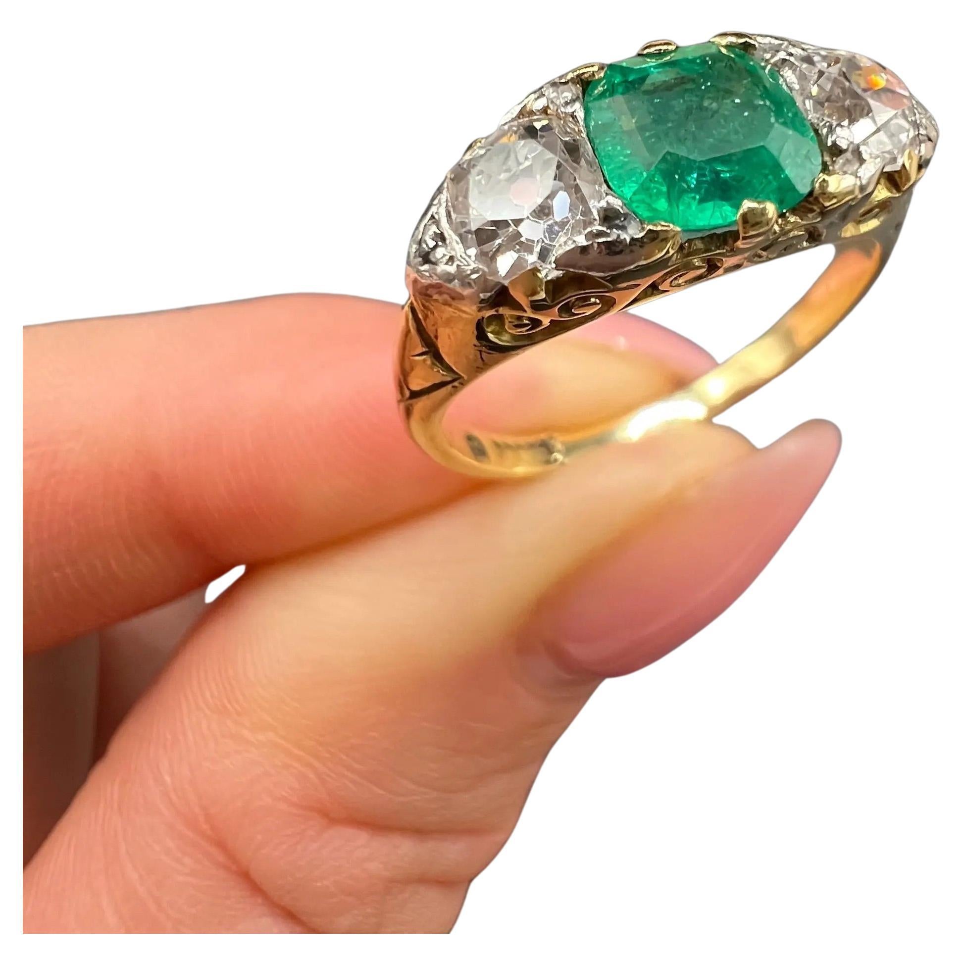 18ct Yellow Gold, Victorian 3 Stone Emerald and Diamond Carved Trilogy Ring For Sale