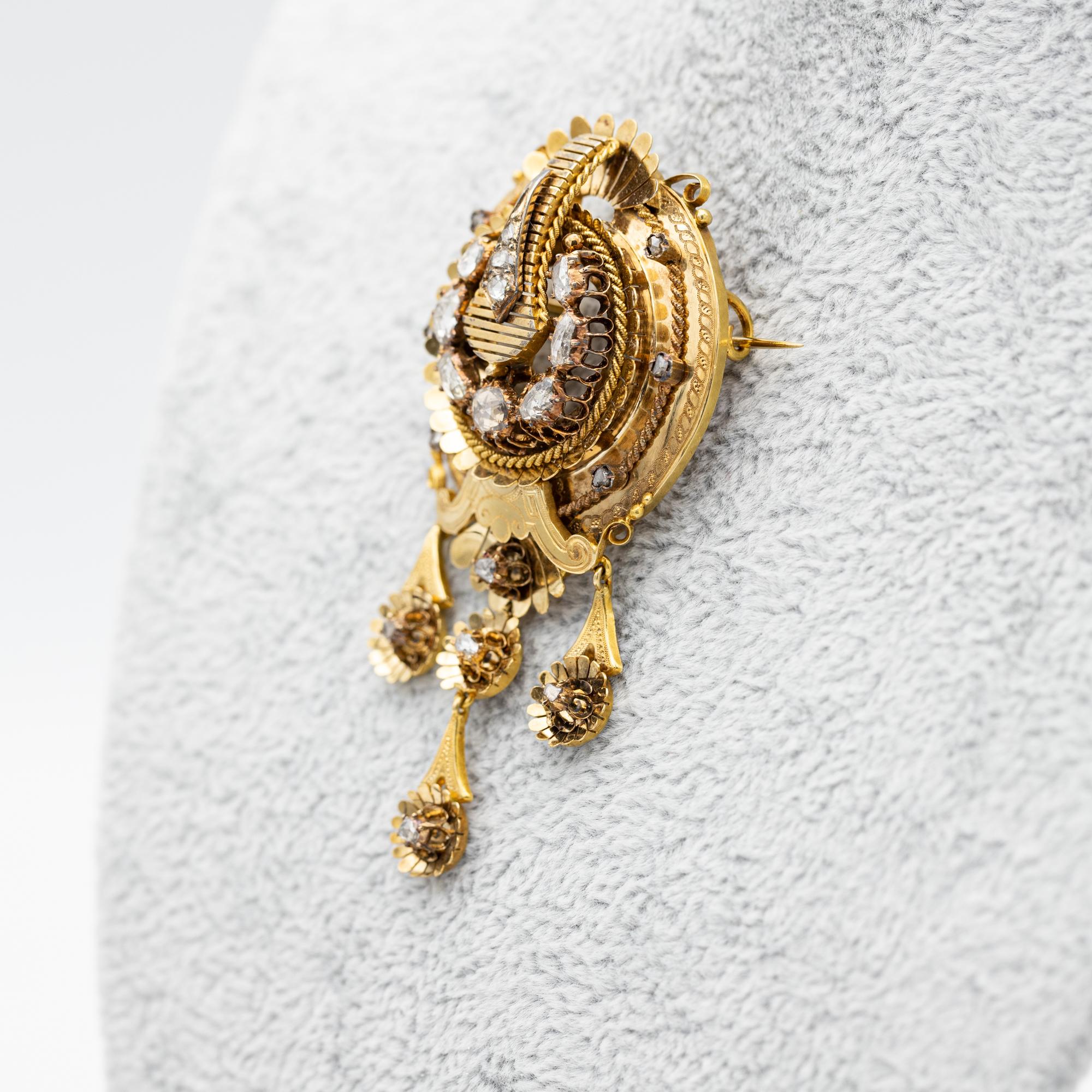 Victorien Broche victorienne en or jaune 18ct - Large et lourd diamant à l'arrière en feuille Heirloom en vente