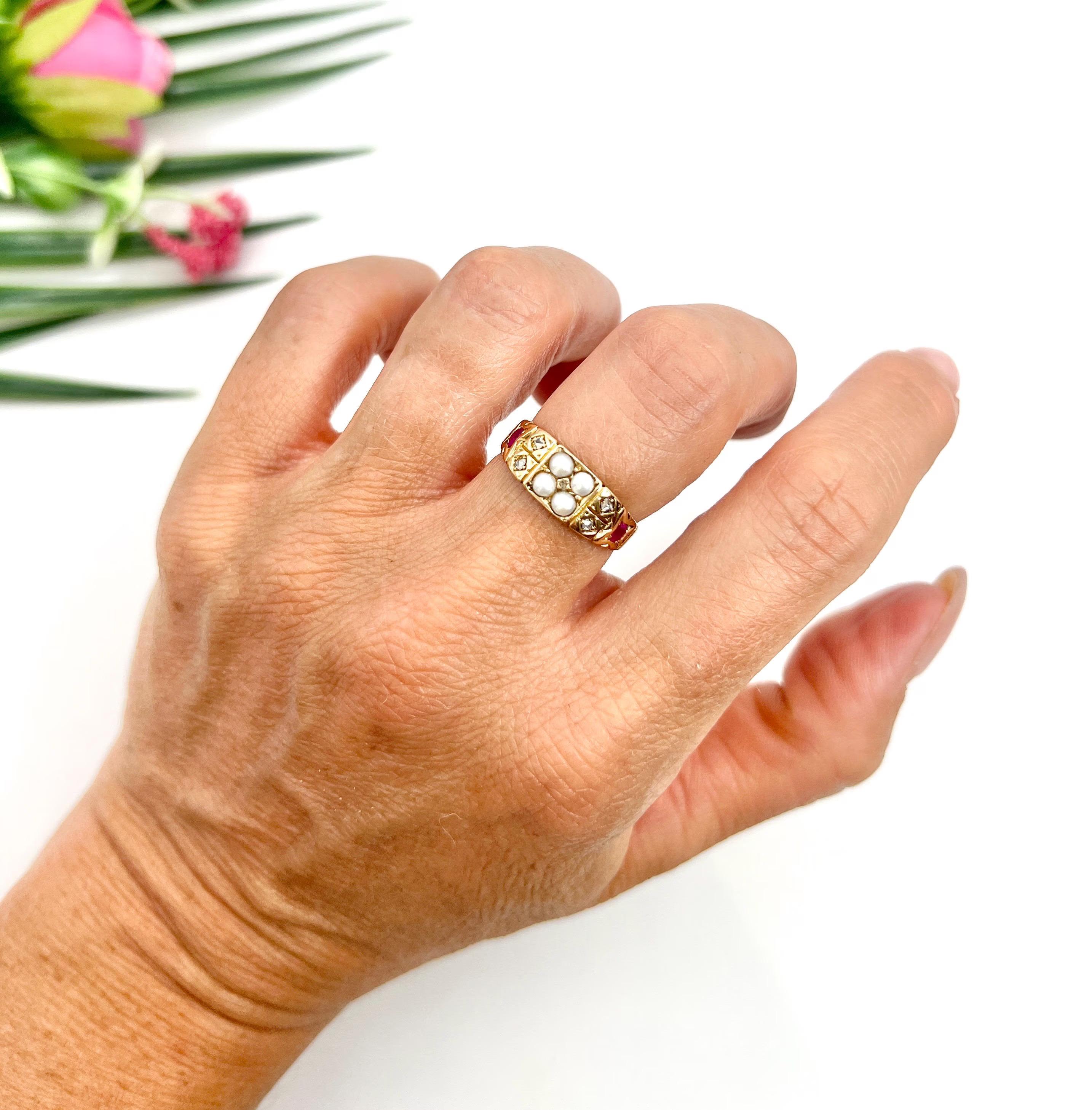Antique Ring 

18ct Yellow Gold 

Hallmarked Birmingham 1877

This exquisite 18ct yellow gold Victorian ring showcases a stunning design that embodies the elegance of its era. At the heart of the ring is a captivating setting that features four