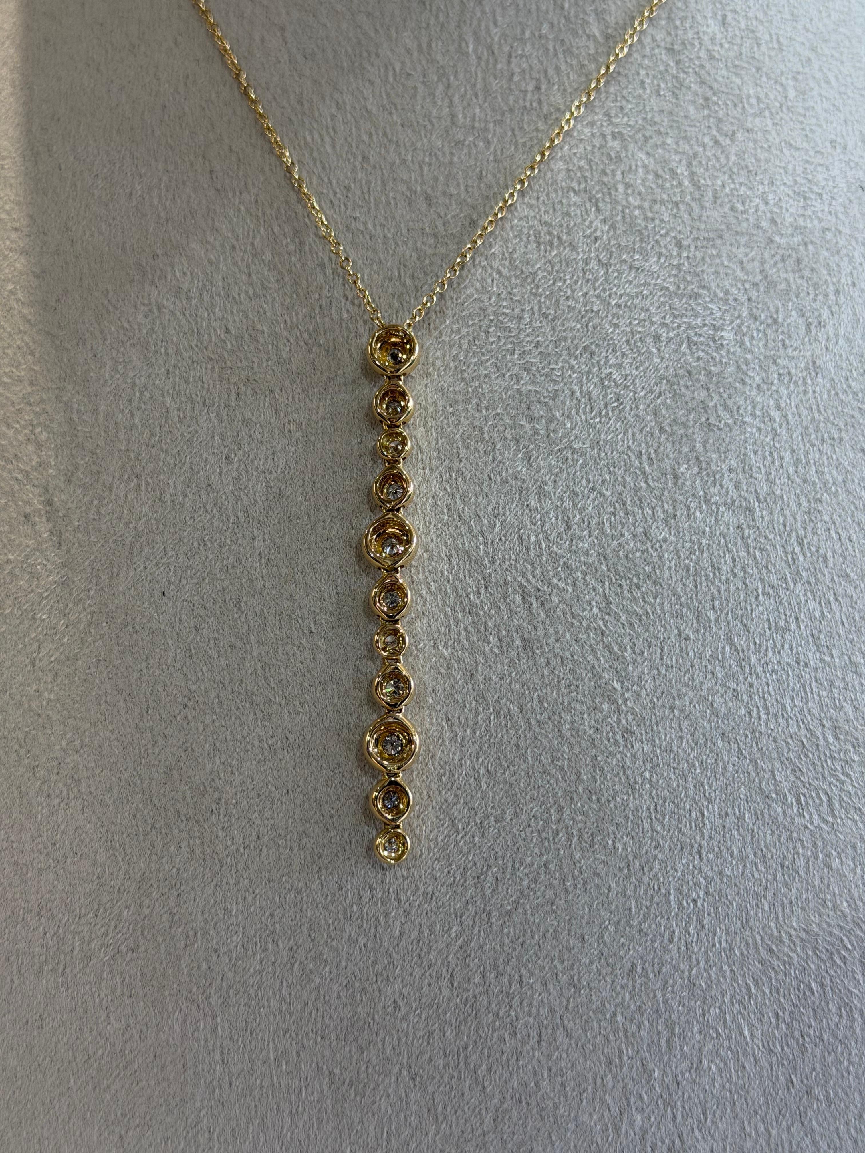 Collar Gota Diamante Blanco Oro Amarillo 18ct en venta 2