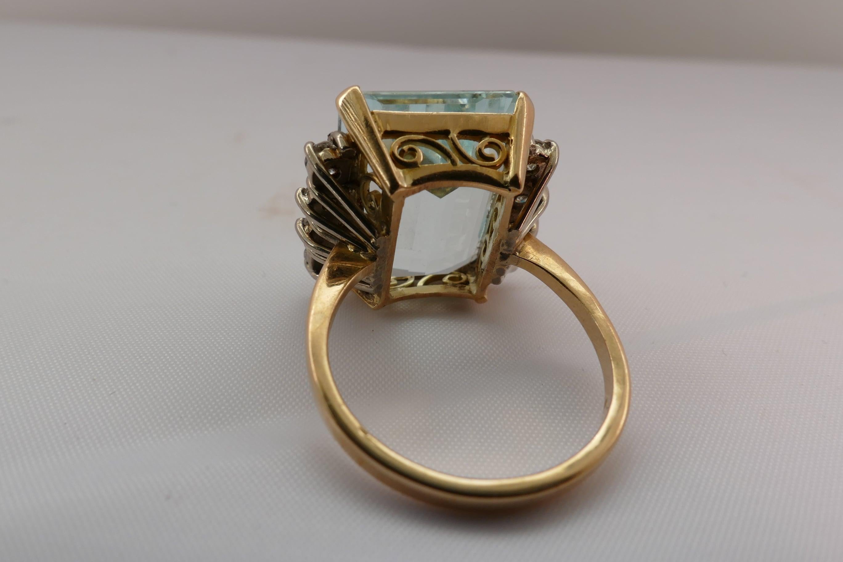 Women's or Men's 18 Carat Yellow and White Gold Aquamarine and Diamond Cocktail Ring