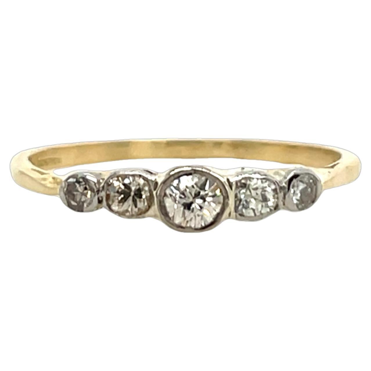 18ct Yellow & White Gold Diamond 5 Stone Ring Set With 0.25ct Diamonds