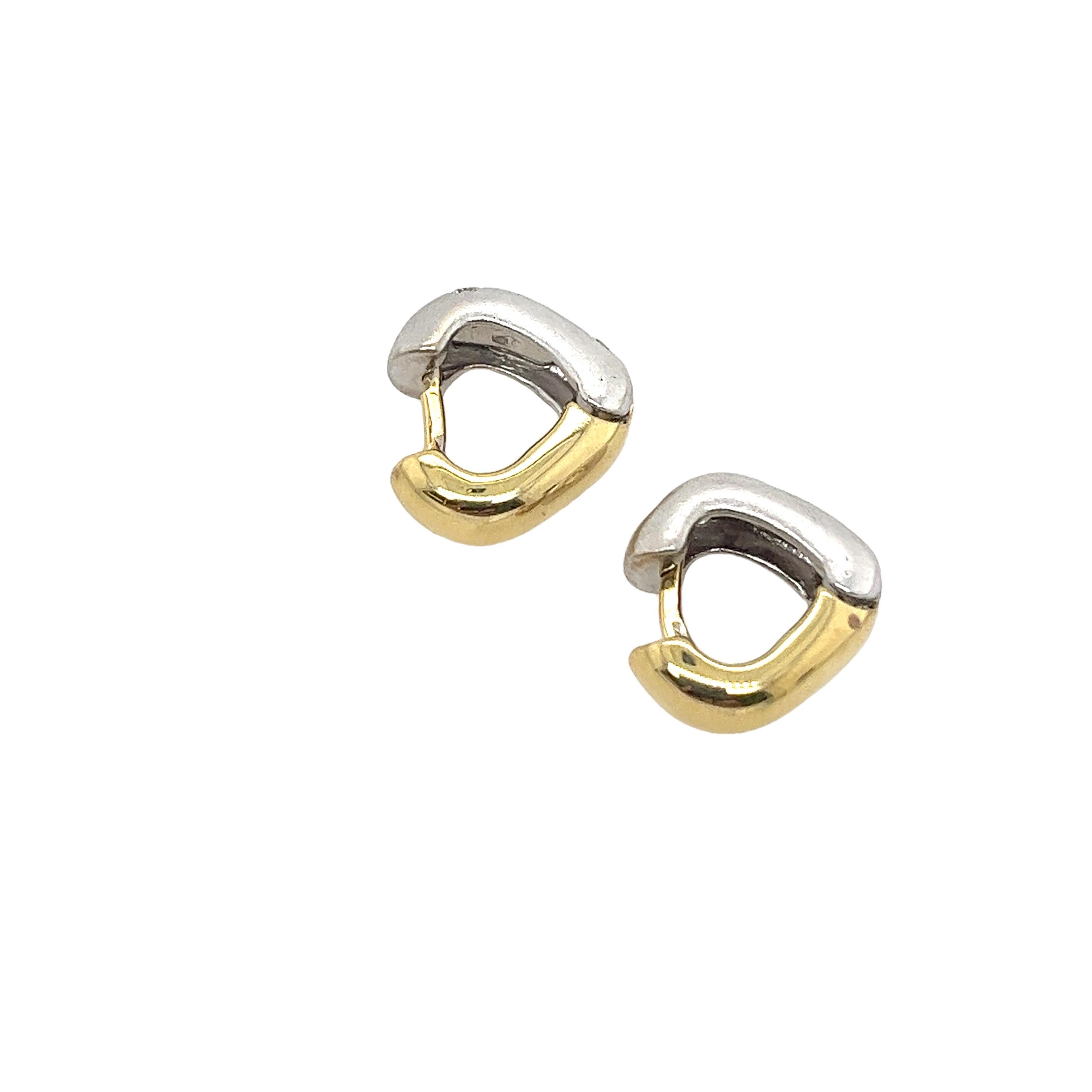 Taille ronde Boucles d'oreilles en or jaune et blanc 18 carats serties de diamants naturels 0,16 carat en vente