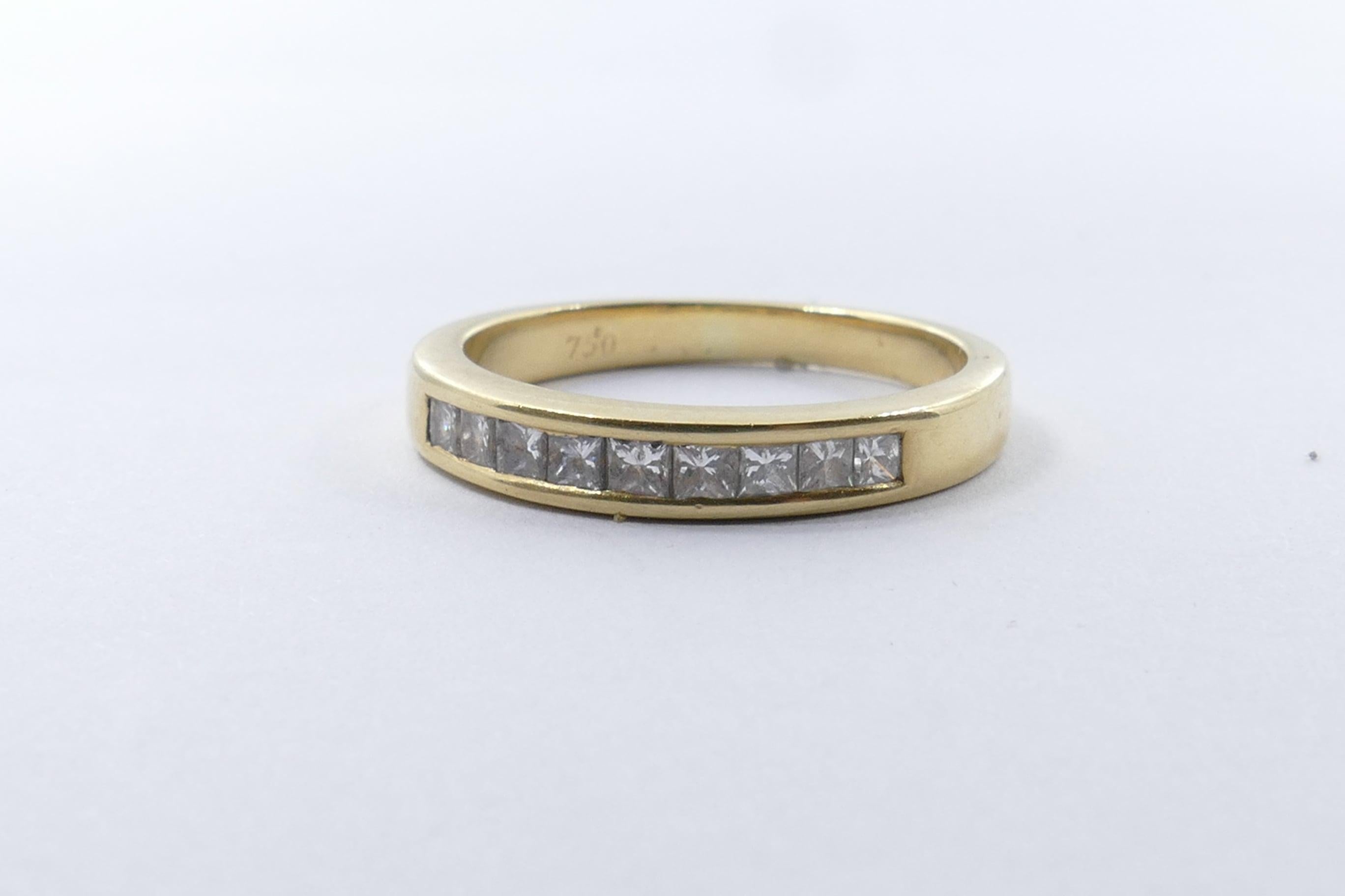 18 Carat Yellow or White Gold Diamond Ring Suite In New Condition For Sale In Splitter's Creek, NSW