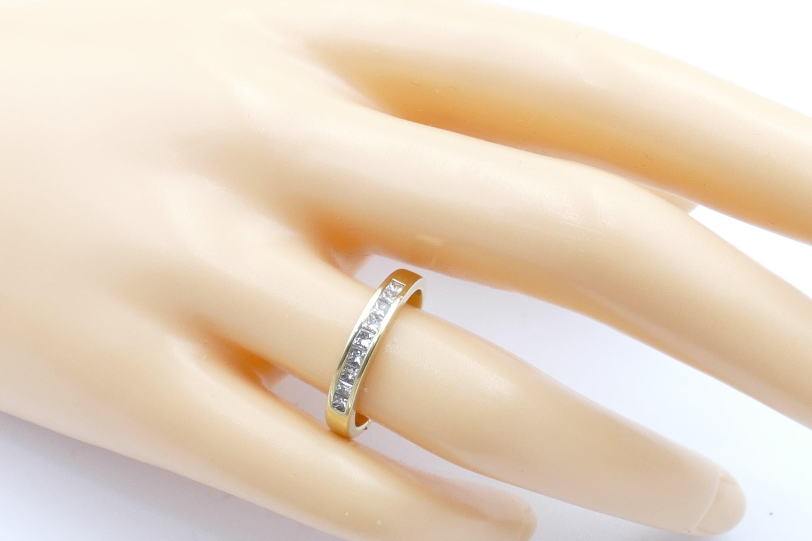 18 Carat Yellow or White Gold Diamond Ring Suite For Sale 3