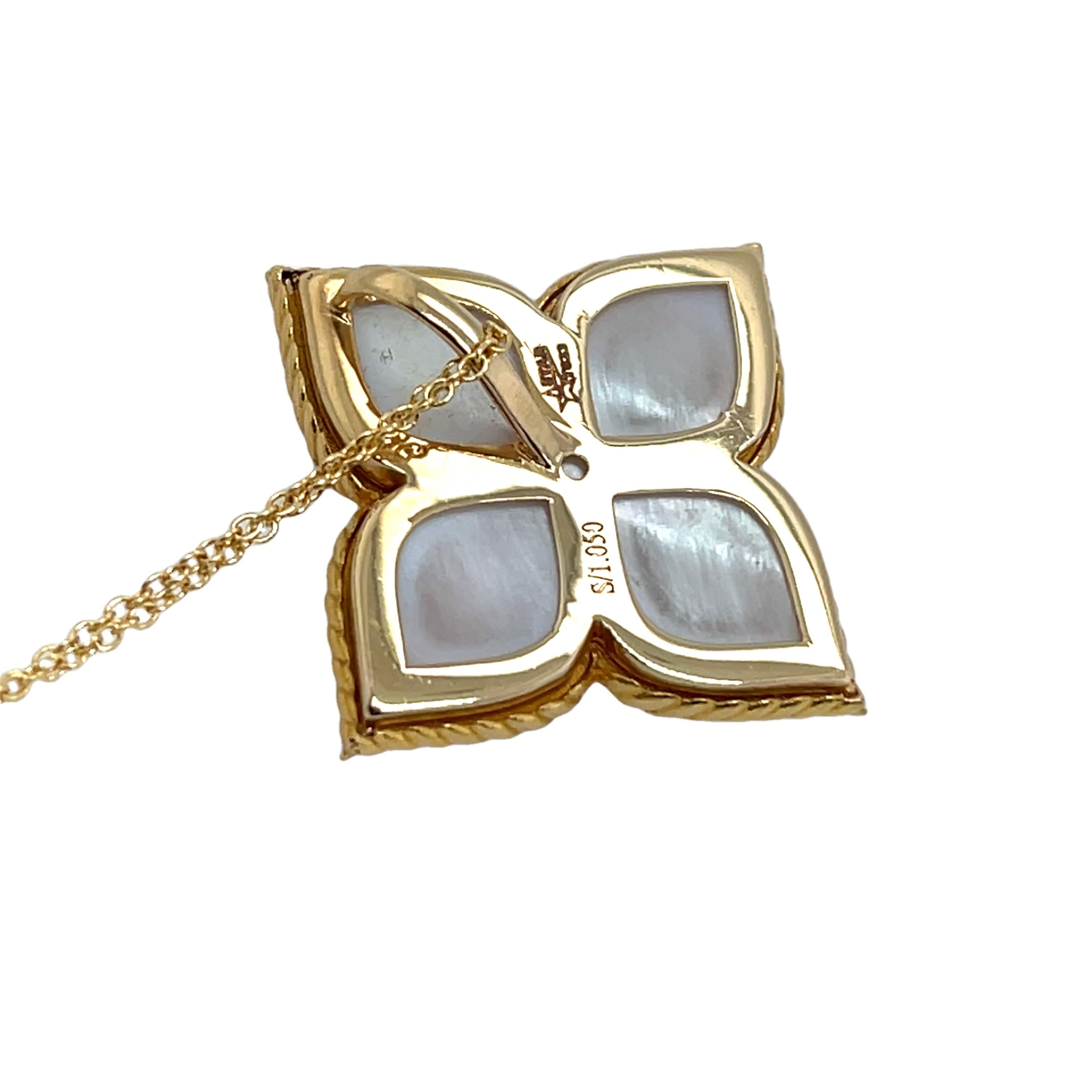 Boucles d'oreilles et pendentif en or jaune et blanc 18ct sertis de 0,45ct de diamants Unisexe en vente