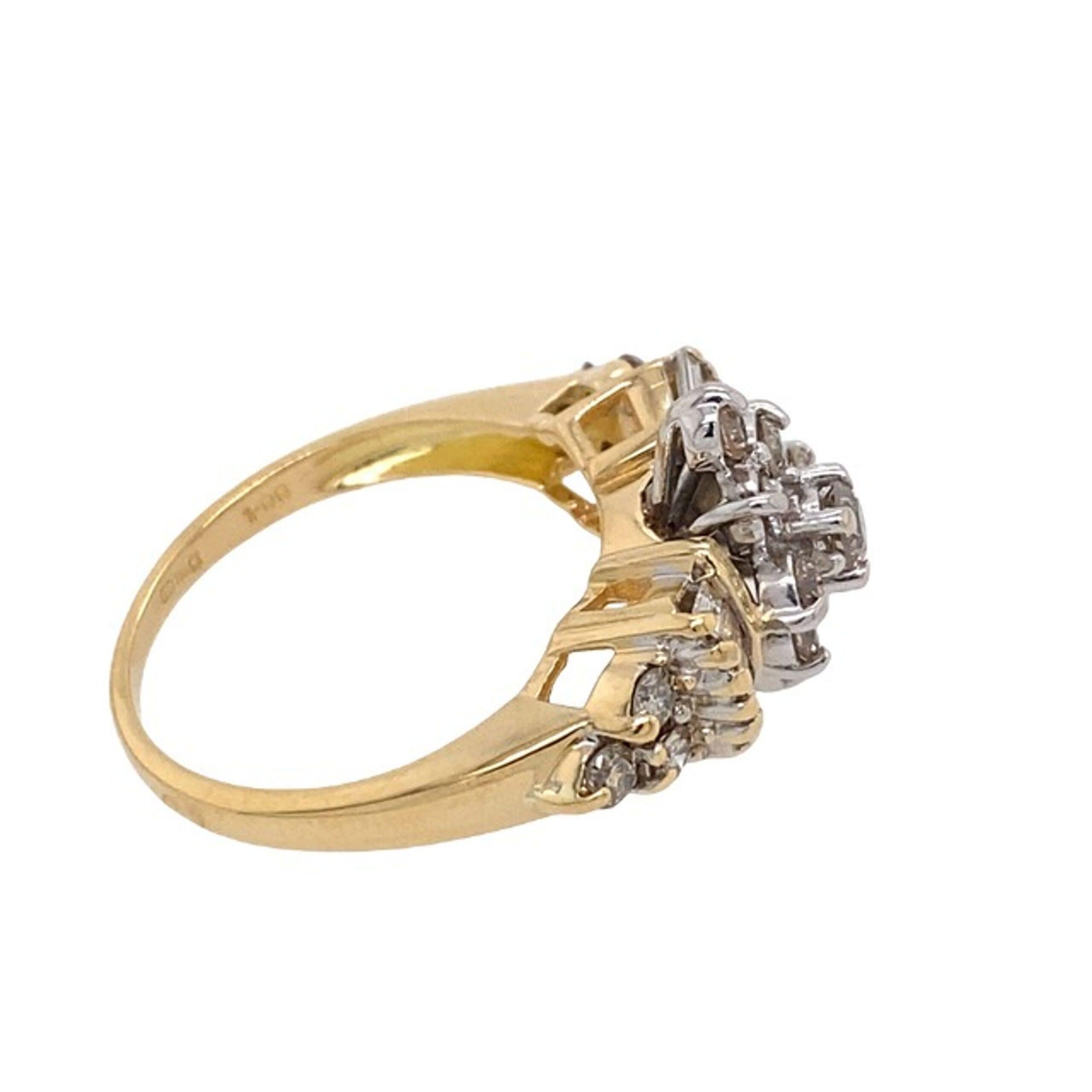 Round Cut 18ct Yellow & White Gold Ring with 1.0ct of Natural Baguette + Round Diamonds For Sale