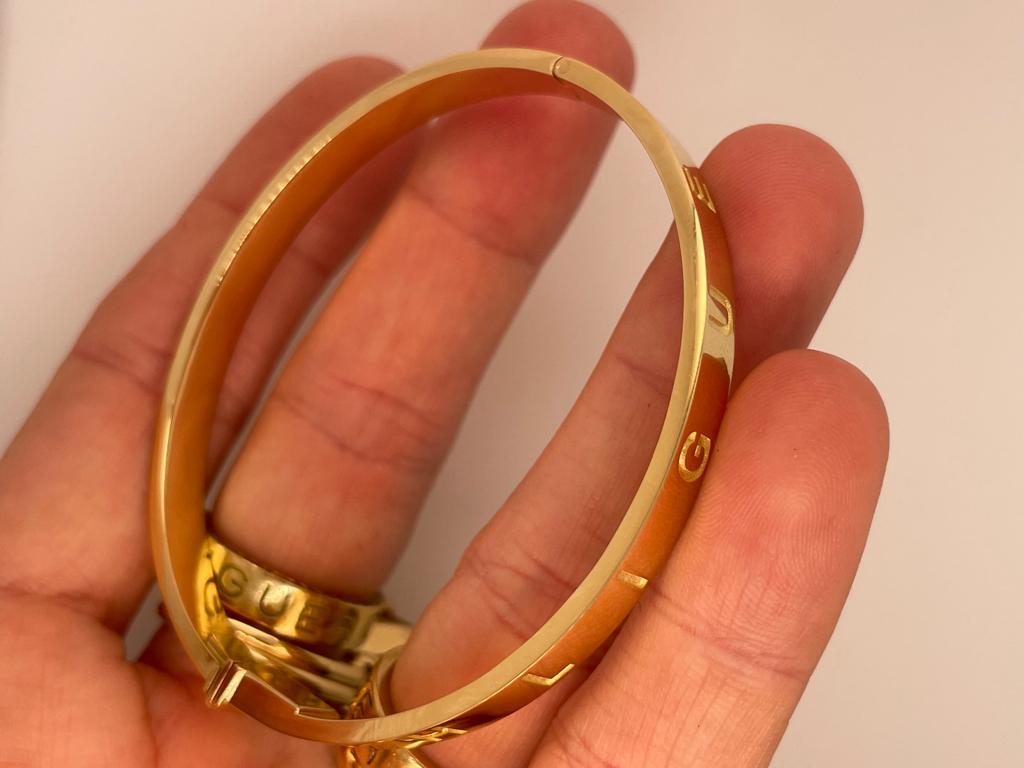 18ct yellow white or rose gold cuff bracelet bangle solid gold For Sale 3