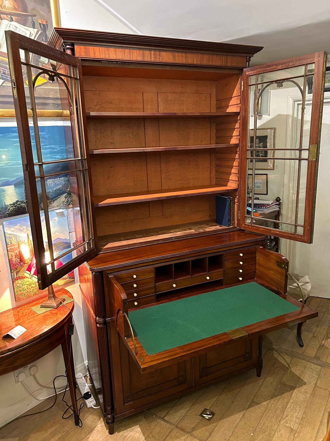 18h Century Georgian Mahogany Secrétaire Bookcase In Good Condition In Richmond, Surrey