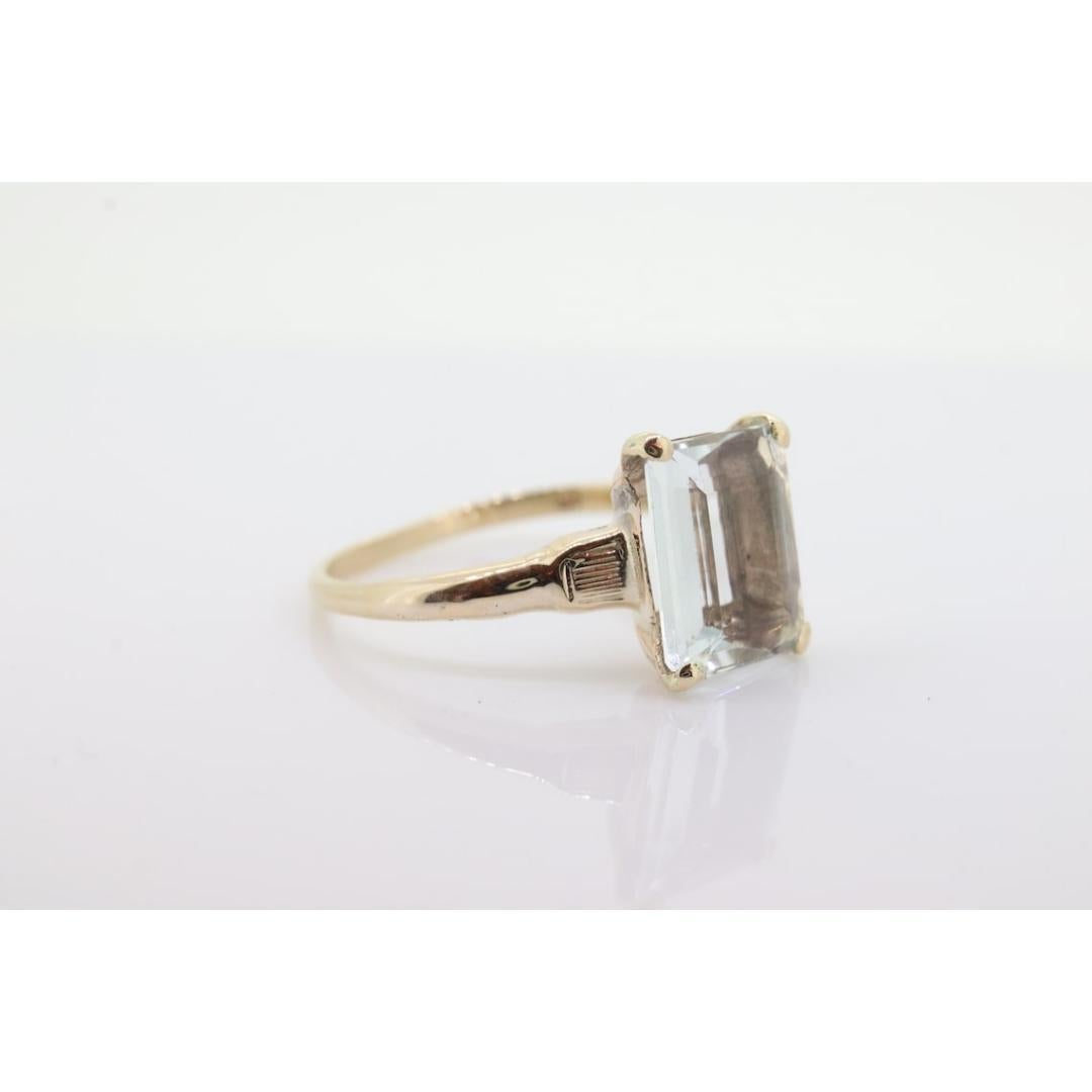 18k / 14K Aquamarin Solitär-Ring. Ein echtes natürliches Licht Aquamarin-Smaragd im Angebot 2