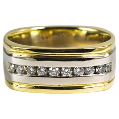 18K & 14K Two-Tone Diamond Wedding Band 0.25ct