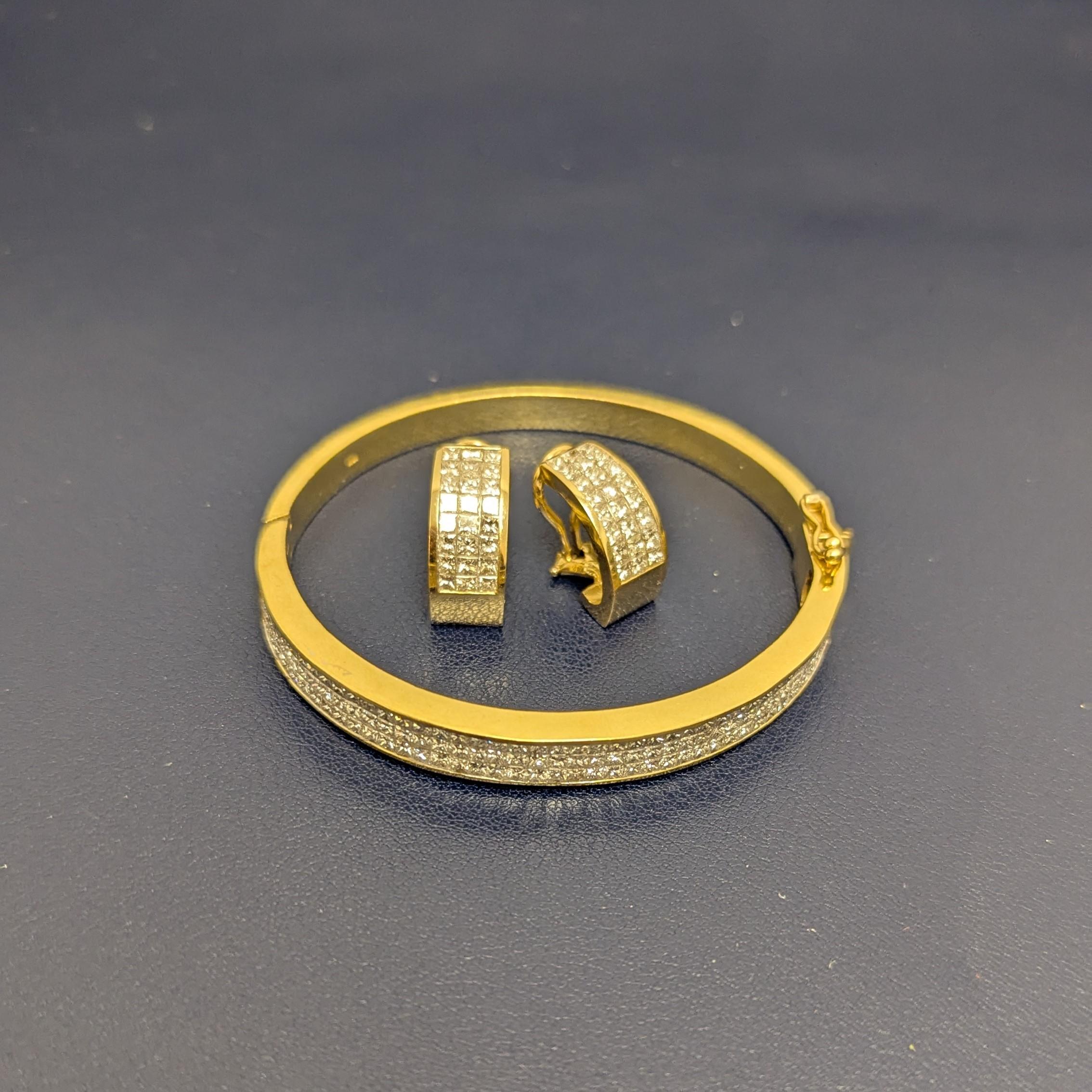Bracelet en or jaune 18K avec diamants pavés Boucles d'oreilles Suite Excellent état - En vente à New York, NY
