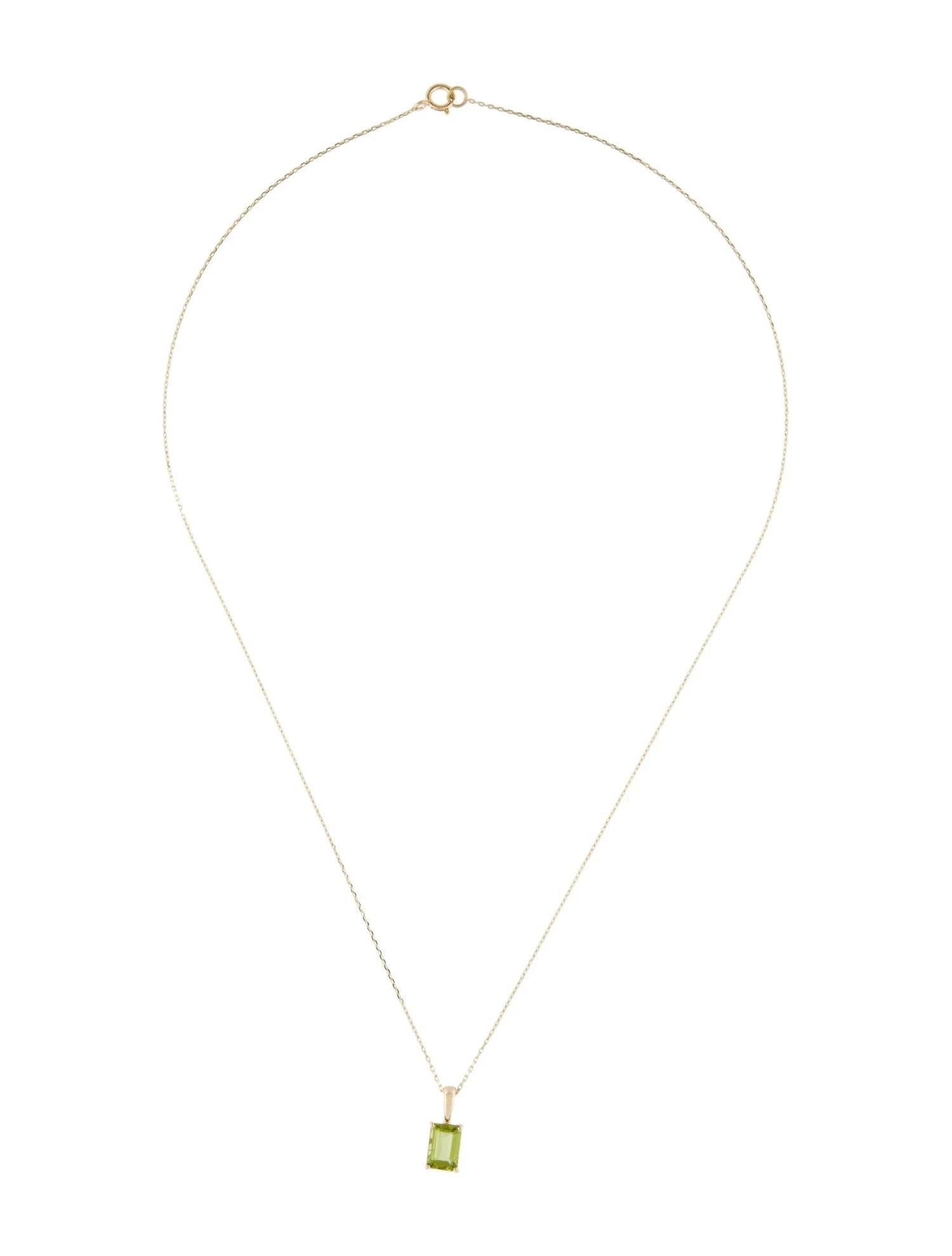 Artist 18K & 14K Yellow Gold Peridot Necklace, 0.87 Carat Emerald Cut For Sale