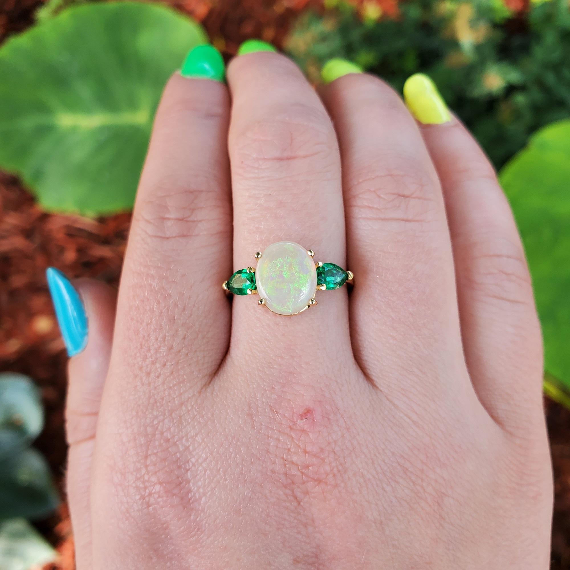 18K 1.76ct Opal and Emerald Ring For Sale 2