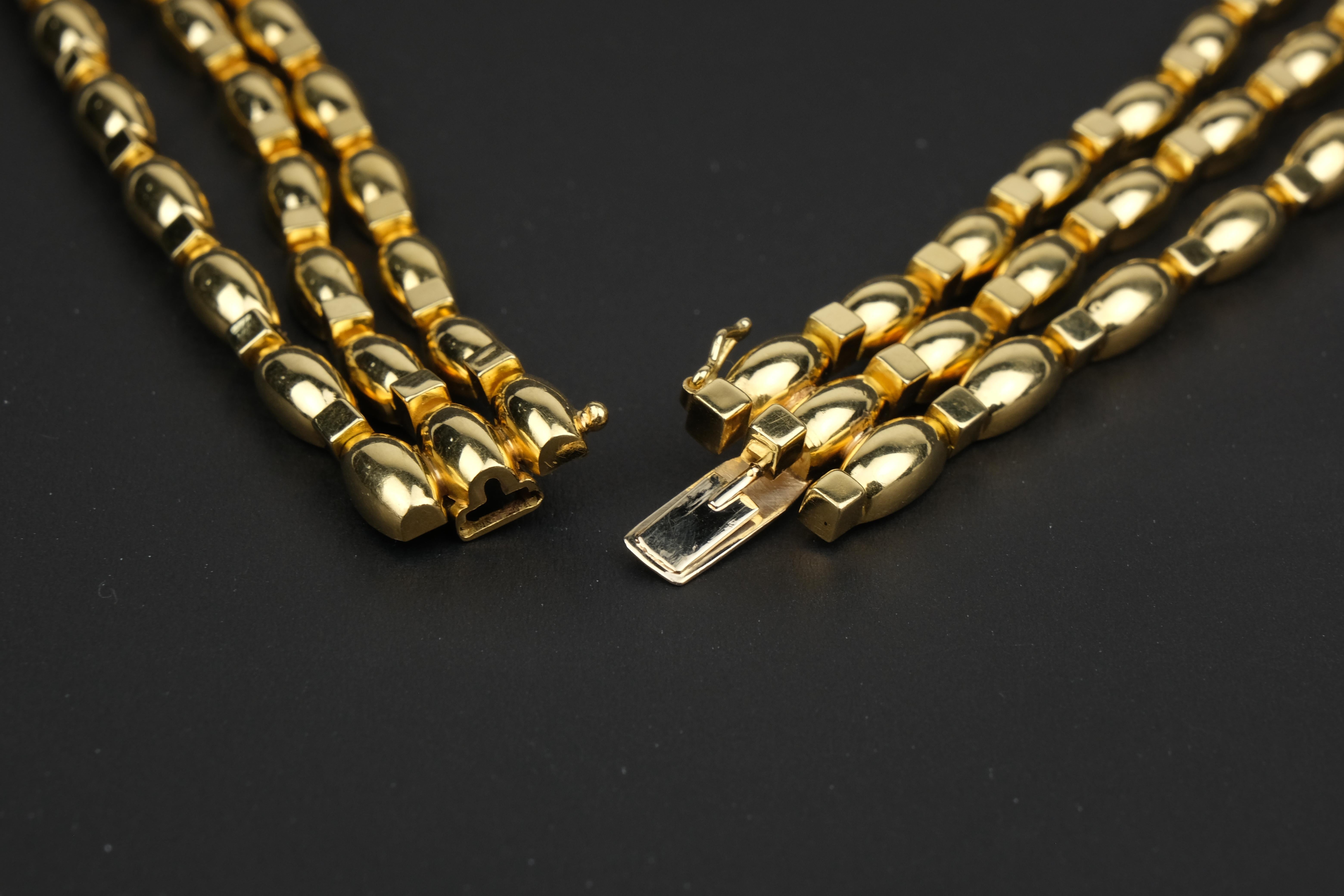 18 Karat 1.77 Carat Diamond Triple Strand Necklace For Sale 2