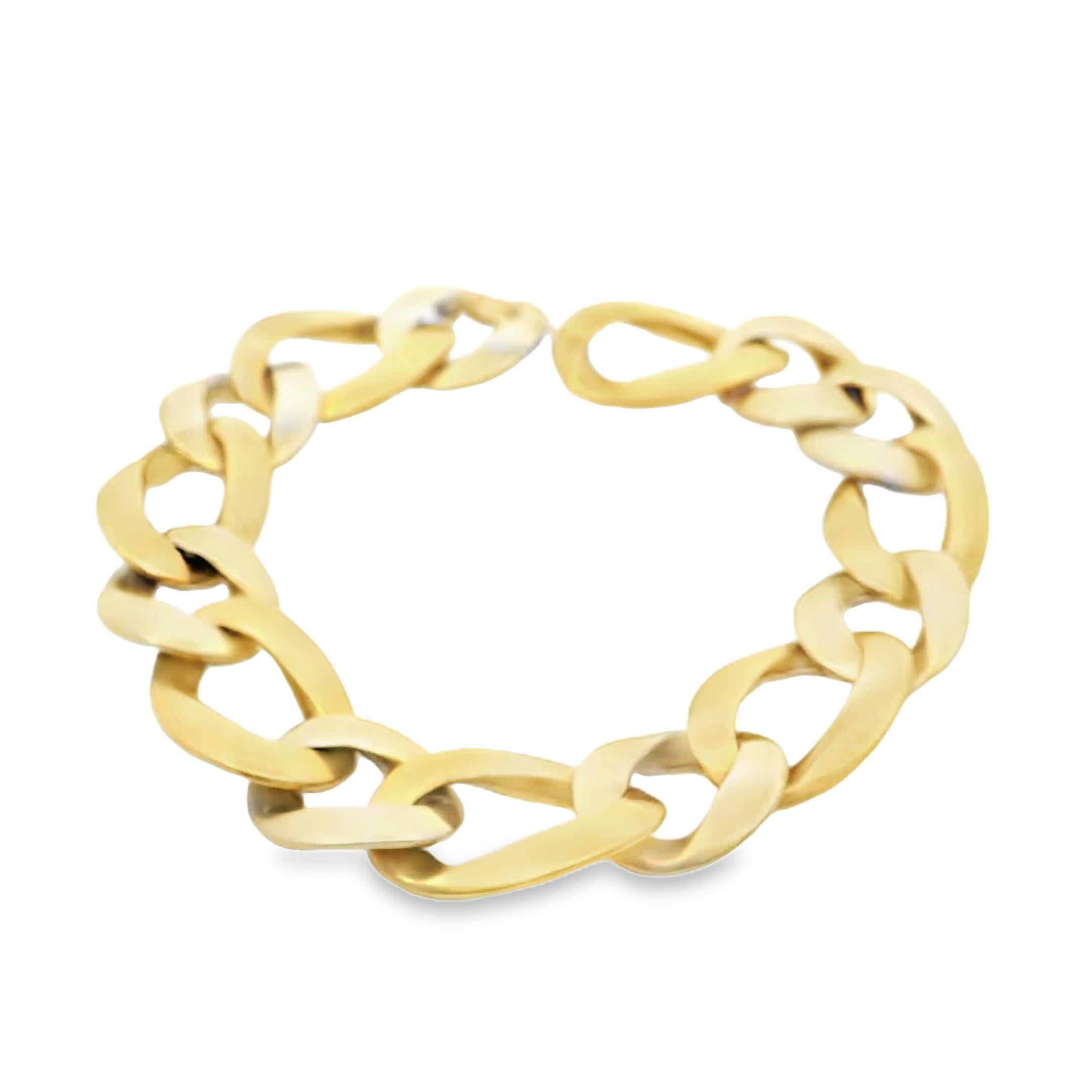 Golden Harmony: Pierre Sterlé Link Bracelet, 1970

A symphony of elegance in gold—this link bracelet by Pierre Sterlé captures the essence of refined craftsmanship. Each link, a bold statement, interlocks with fluid grace, creating a seamless circle