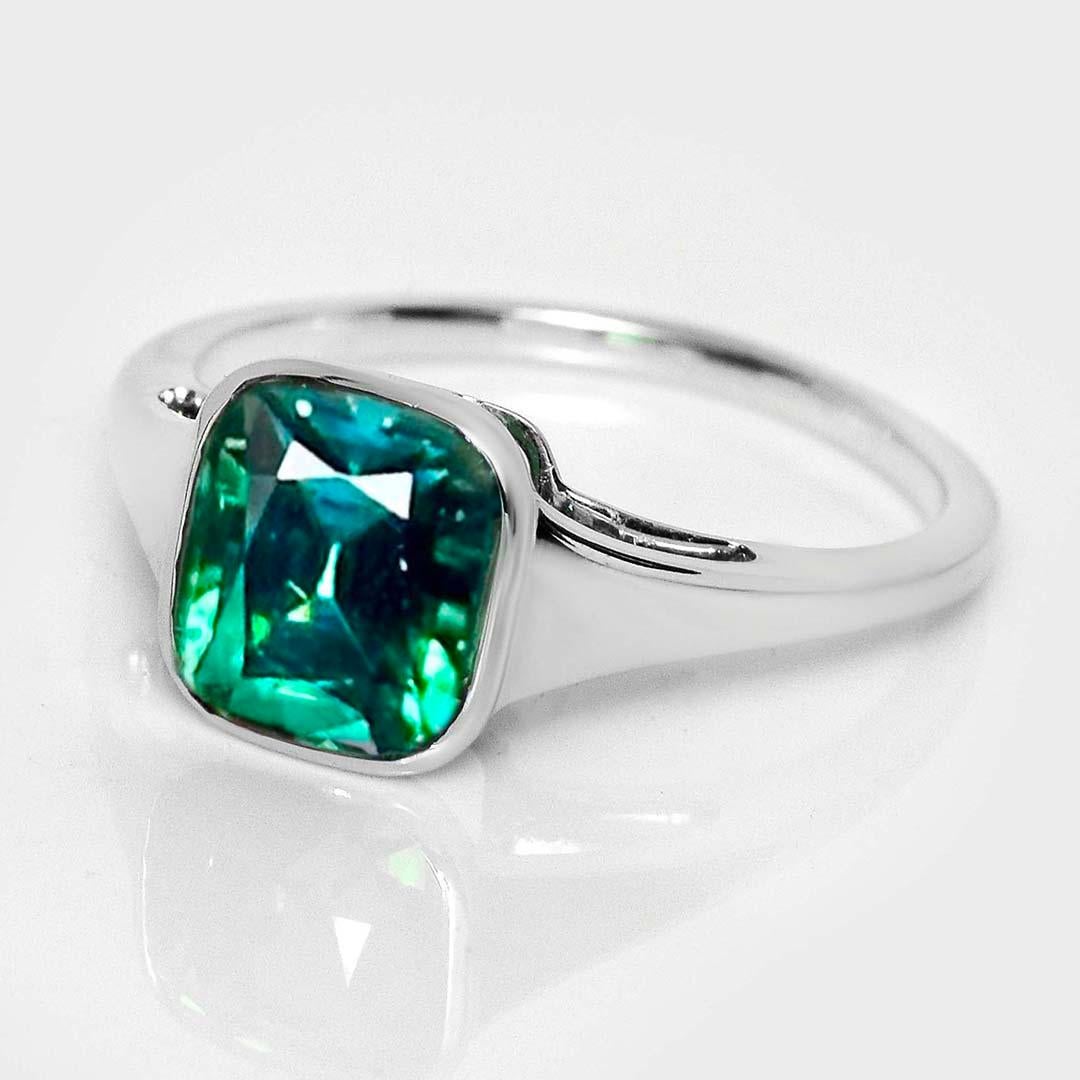 Art Déco 18K 2,29 ct  Anello di fidanzamento antico con tormalina blu Nature in vendita