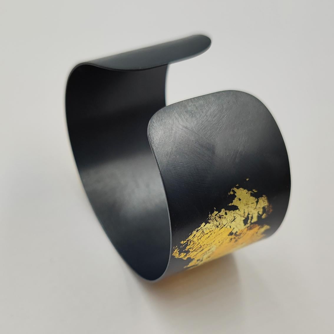 18K 22K 24K Gold Oxidized Silver Hand Made Braceled In New Condition In Warszawa, PL